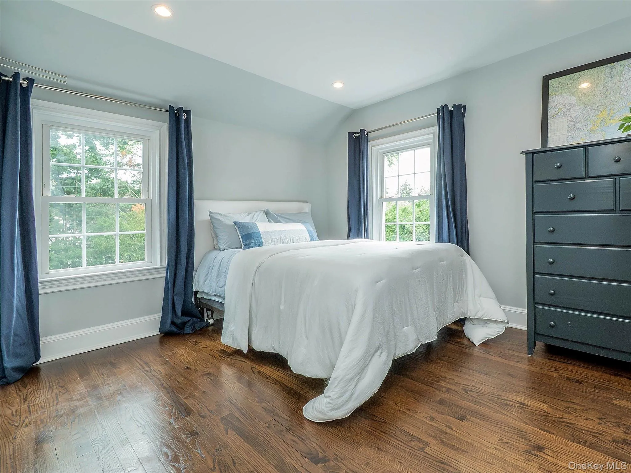 107 Dogwood Lane, North Hempstead, NY, 3 Bedrooms Bedrooms, 7 Rooms Rooms,2 BathroomsBathrooms,Residential,For Rent,Dogwood,0,1010915 107 Dogwood Lane, North Hempstead, NY, 3 Bedrooms Bedrooms, 7 Rooms Rooms,2 BathroomsBathrooms,Residential,For Rent,Dogwood,0,1010915