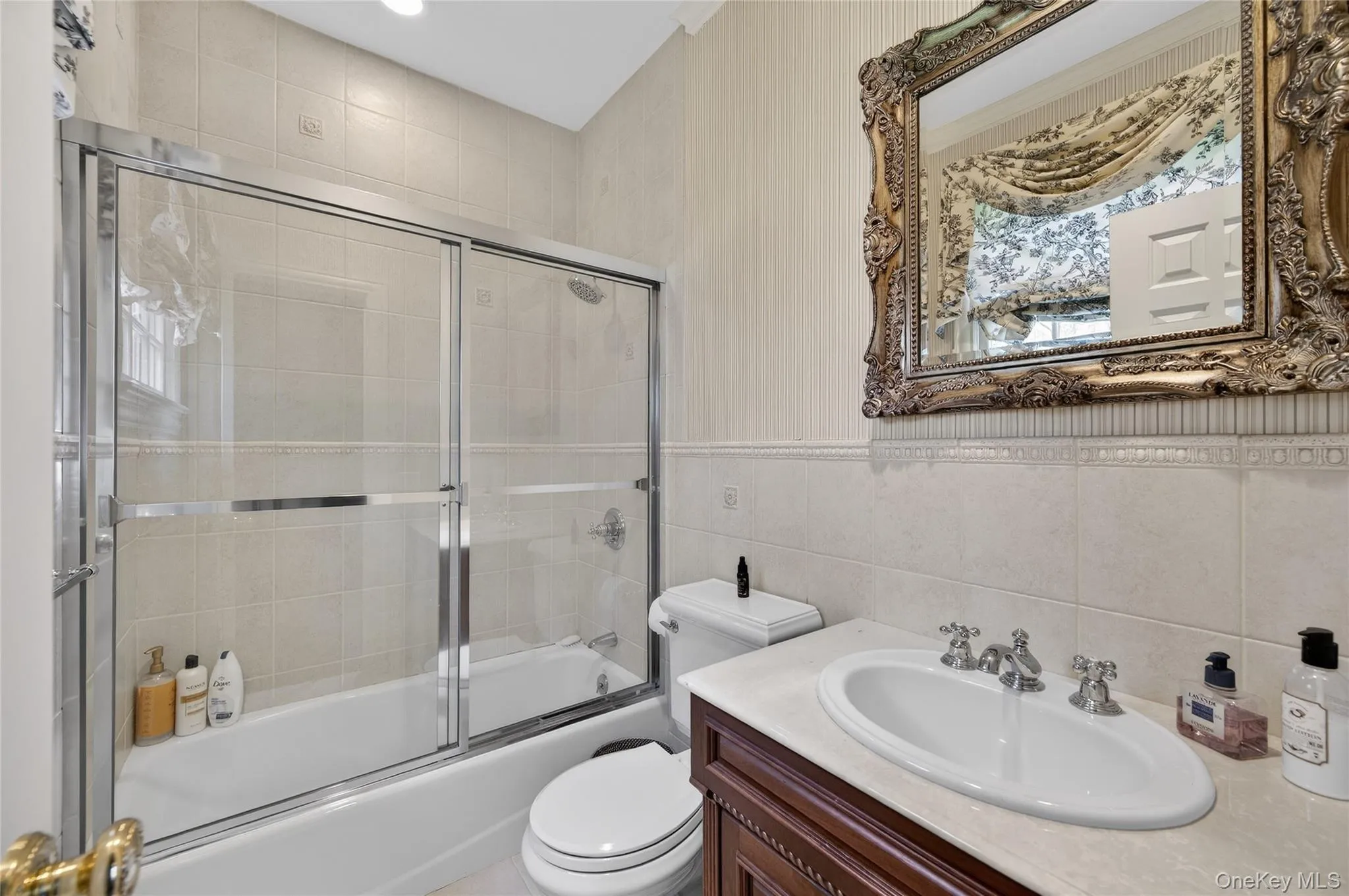 1862 Muttontown Road, Oyster Bay, NY, 6 Bedrooms Bedrooms, 12 Rooms Rooms,6 BathroomsBathrooms,Residential,For Rent,Muttontown,0,1010916 1862 Muttontown Road, Oyster Bay, NY, 6 Bedrooms Bedrooms, 12 Rooms Rooms,6 BathroomsBathrooms,Residential,For Rent,Muttontown,0,1010916