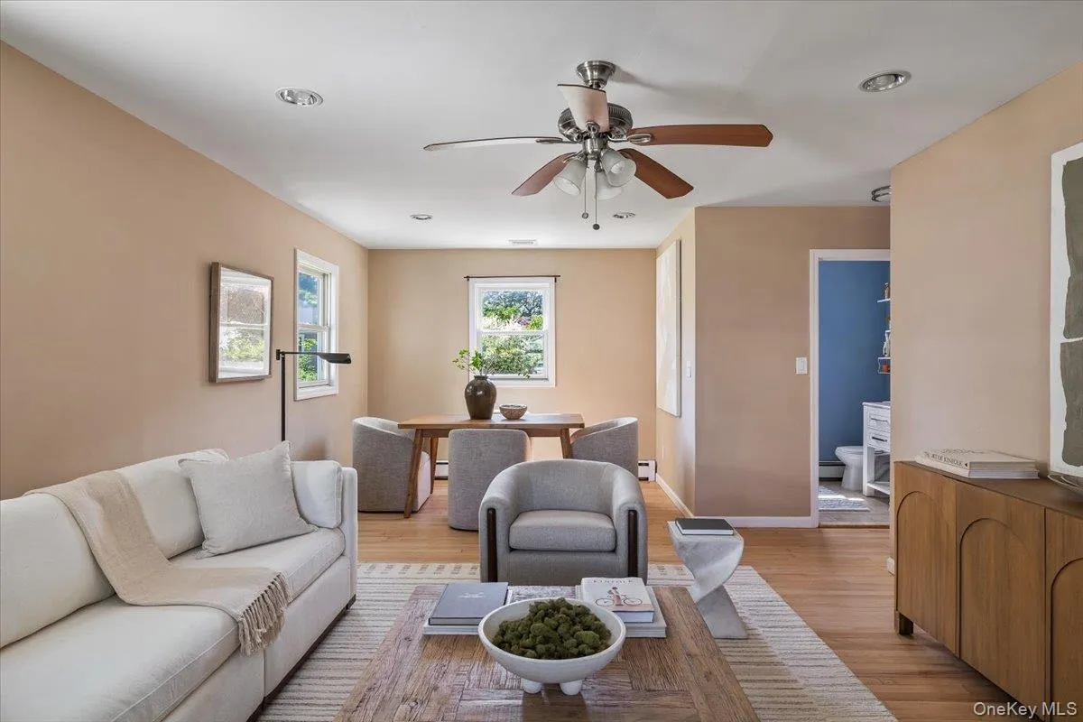 88 Orienta Avenue, Brookhaven, NY, 4 Bedrooms Bedrooms, 6 Rooms Rooms,4 BathroomsBathrooms,Residential,For Rent,Orienta,0,1010920 88 Orienta Avenue, Brookhaven, NY, 4 Bedrooms Bedrooms, 6 Rooms Rooms,4 BathroomsBathrooms,Residential,For Rent,Orienta,0,1010920