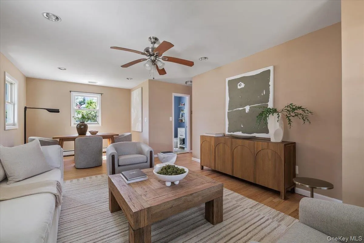 88 Orienta Avenue, Brookhaven, NY, 4 Bedrooms Bedrooms, 6 Rooms Rooms,4 BathroomsBathrooms,Residential,For Rent,Orienta,0,1010920 88 Orienta Avenue, Brookhaven, NY, 4 Bedrooms Bedrooms, 6 Rooms Rooms,4 BathroomsBathrooms,Residential,For Rent,Orienta,0,1010920