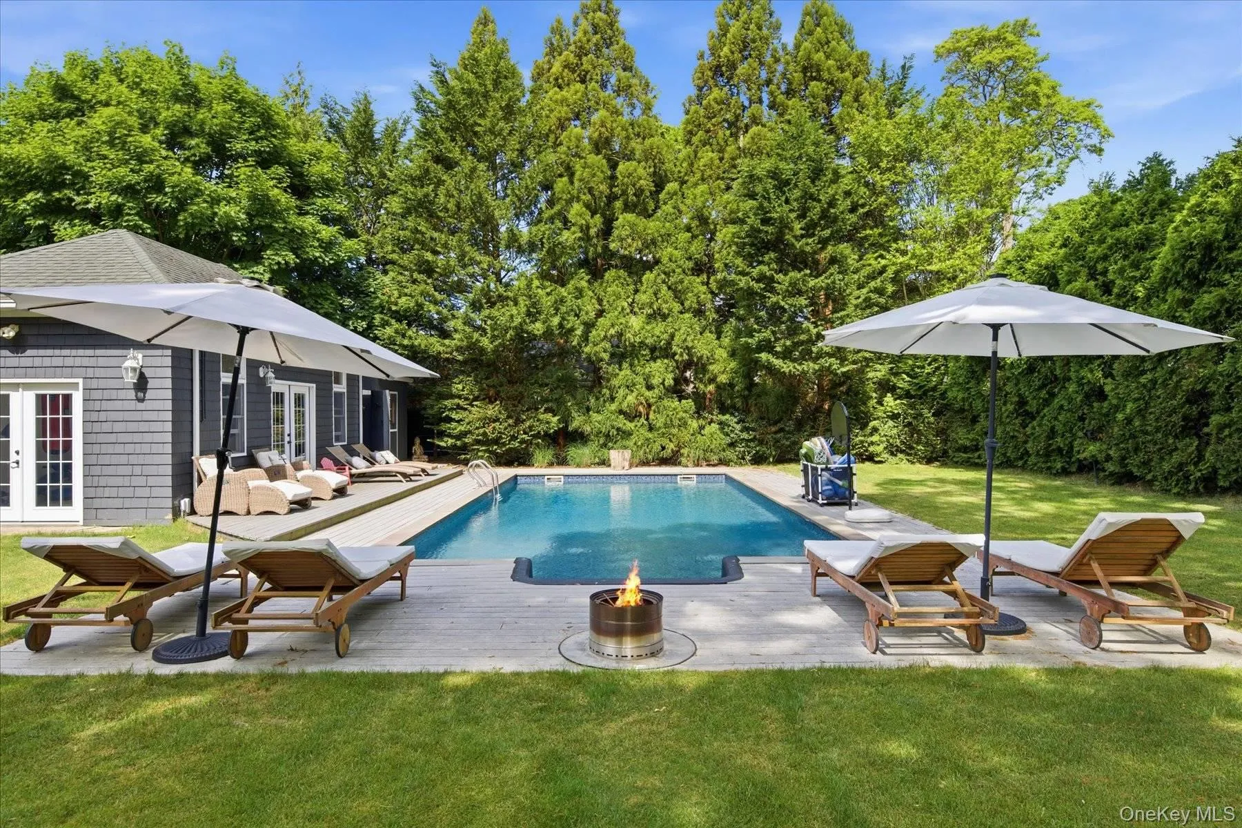 255 Sunset Avenue, Southampton, NY, 4 Bedrooms Bedrooms, 6 Rooms Rooms,2 BathroomsBathrooms,Residential Lease,For Rent,Sunset,0,1010923 255 Sunset Avenue, Southampton, NY, 4 Bedrooms Bedrooms, 6 Rooms Rooms,2 BathroomsBathrooms,Residential Lease,For Rent,Sunset,0,1010923