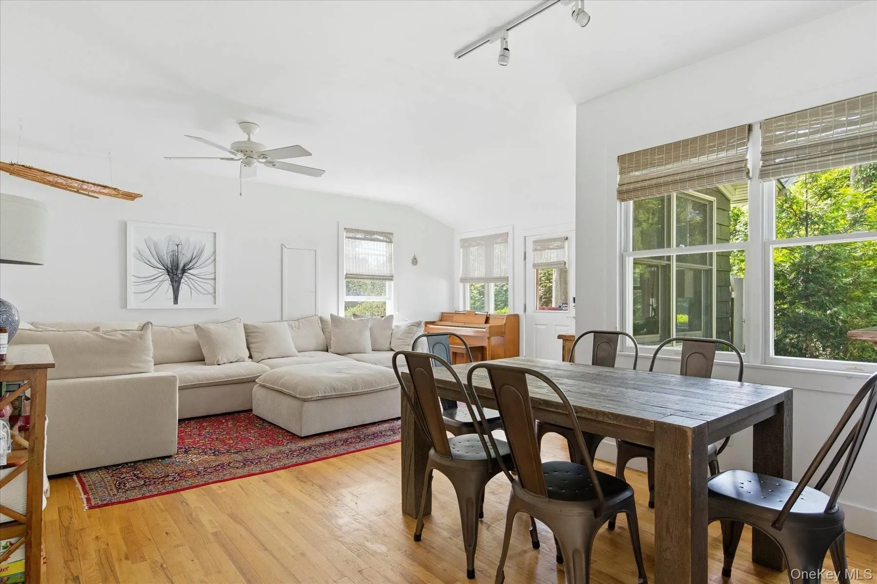 255 Sunset Avenue, Southampton, NY, 4 Bedrooms Bedrooms, 6 Rooms Rooms,2 BathroomsBathrooms,Residential Lease,For Rent,Sunset,0,1010923 255 Sunset Avenue, Southampton, NY, 4 Bedrooms Bedrooms, 6 Rooms Rooms,2 BathroomsBathrooms,Residential Lease,For Rent,Sunset,0,1010923