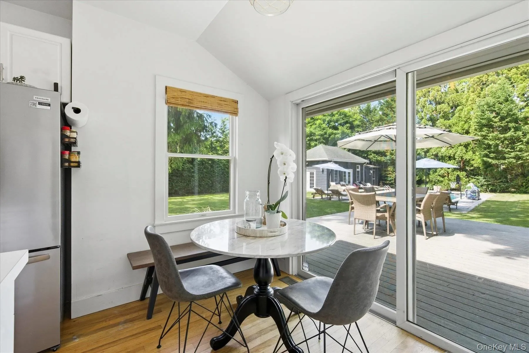 255 Sunset Avenue, Southampton, NY, 4 Bedrooms Bedrooms, 6 Rooms Rooms,2 BathroomsBathrooms,Residential Lease,For Rent,Sunset,0,1010923 255 Sunset Avenue, Southampton, NY, 4 Bedrooms Bedrooms, 6 Rooms Rooms,2 BathroomsBathrooms,Residential Lease,For Rent,Sunset,0,1010923