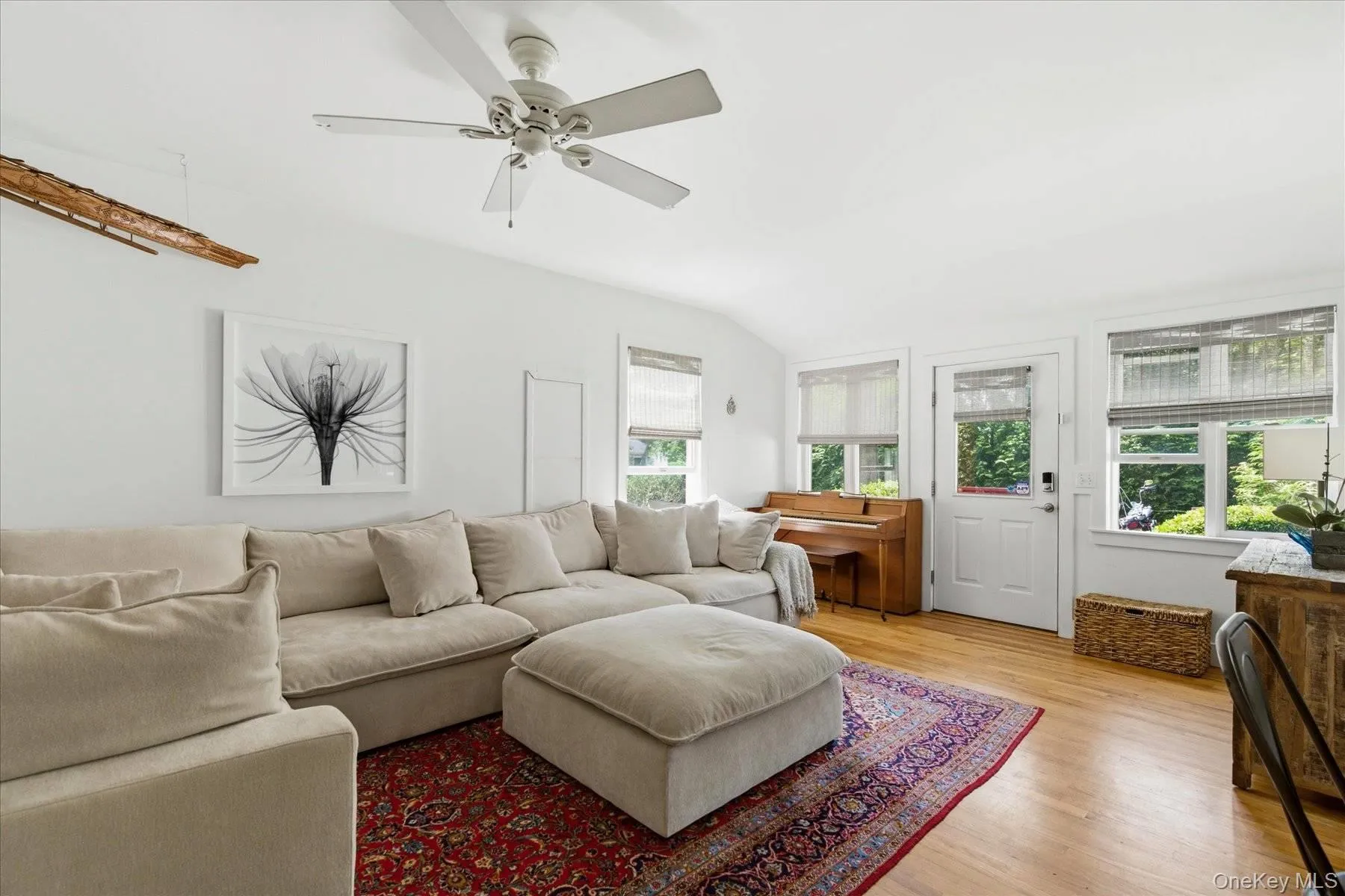 255 Sunset Avenue, Southampton, NY, 4 Bedrooms Bedrooms, 6 Rooms Rooms,2 BathroomsBathrooms,Residential Lease,For Rent,Sunset,0,1010923 255 Sunset Avenue, Southampton, NY, 4 Bedrooms Bedrooms, 6 Rooms Rooms,2 BathroomsBathrooms,Residential Lease,For Rent,Sunset,0,1010923
