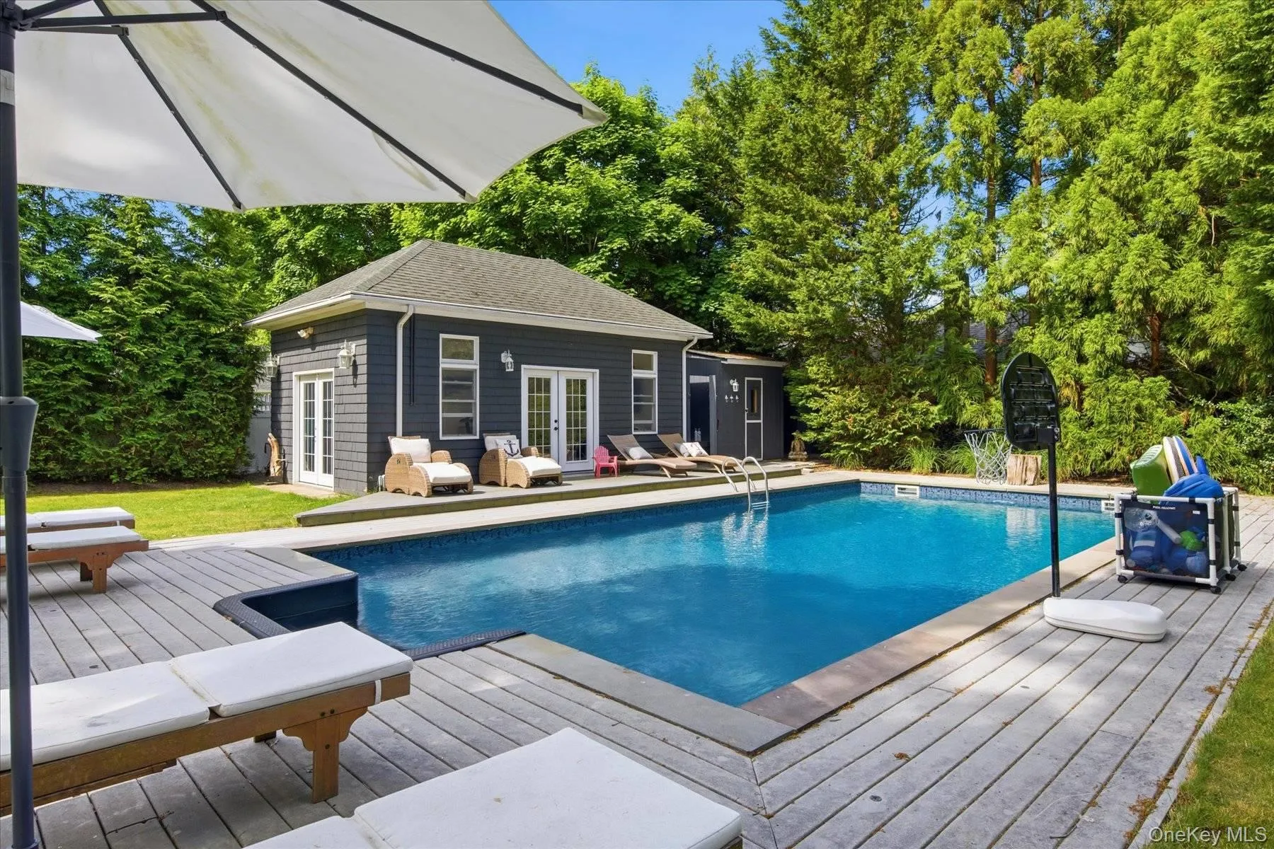 255 Sunset Avenue, Southampton, NY, 4 Bedrooms Bedrooms, 6 Rooms Rooms,2 BathroomsBathrooms,Residential Lease,For Rent,Sunset,0,1010923 255 Sunset Avenue, Southampton, NY, 4 Bedrooms Bedrooms, 6 Rooms Rooms,2 BathroomsBathrooms,Residential Lease,For Rent,Sunset,0,1010923