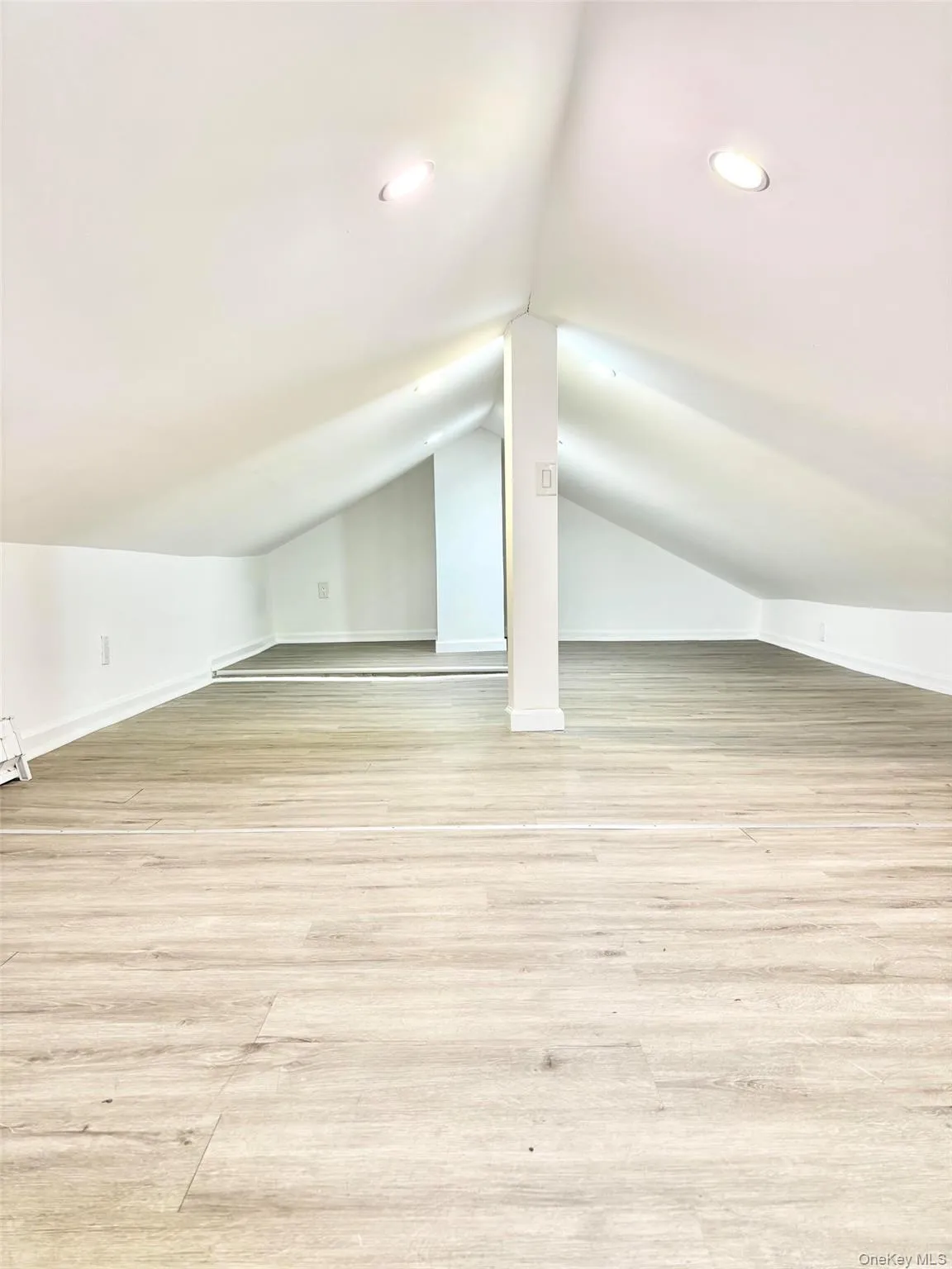 36 Walnut Road, Hempstead, NY, 3 Bedrooms Bedrooms, 6 Rooms Rooms,1 BathroomBathrooms,Residential,For Rent,Walnut,0,1010926 36 Walnut Road, Hempstead, NY, 3 Bedrooms Bedrooms, 6 Rooms Rooms,1 BathroomBathrooms,Residential,For Rent,Walnut,0,1010926