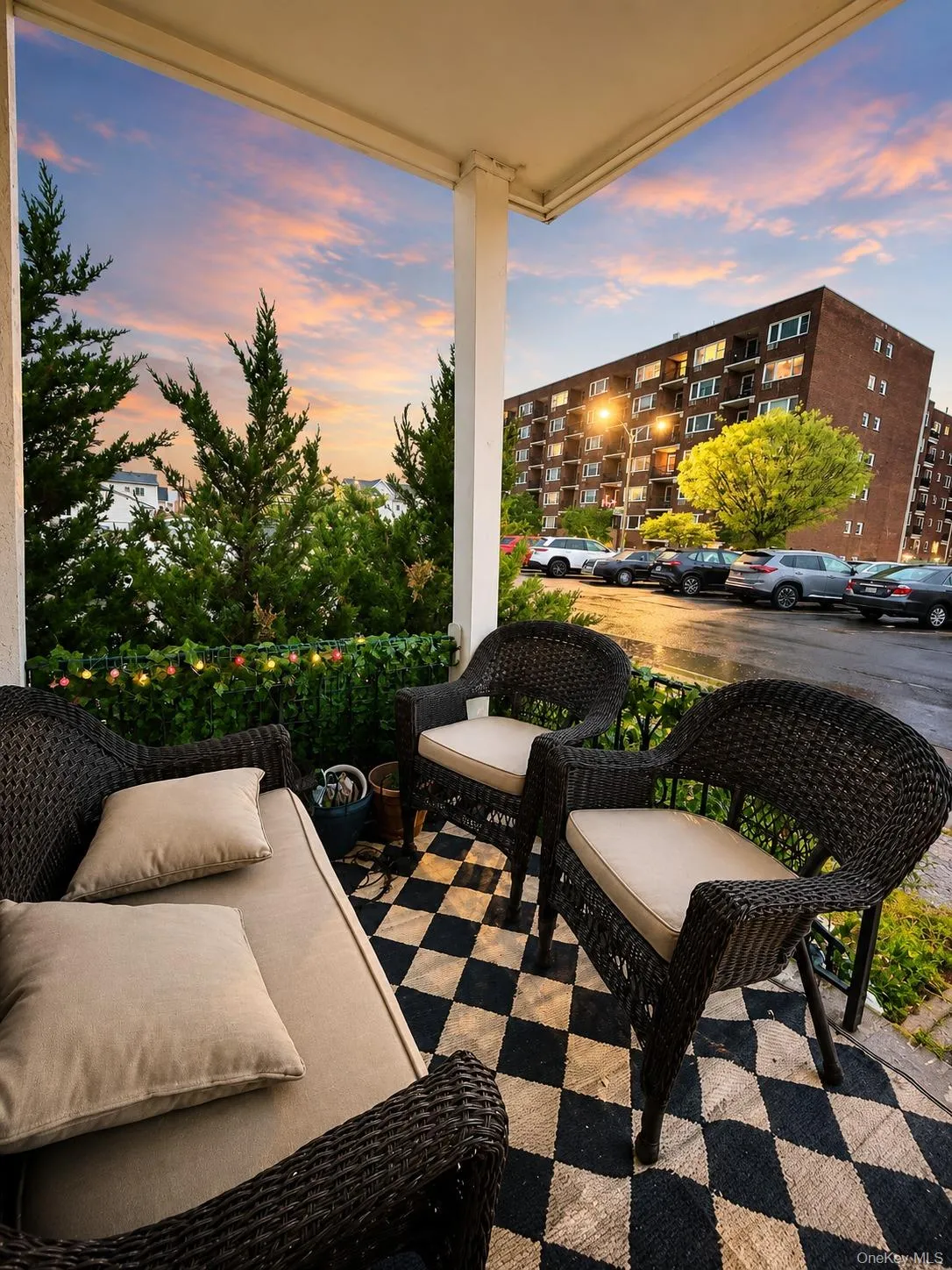 725 Broadway, Long Beach, NY, 2 Bedrooms Bedrooms, 4 Rooms Rooms,1 BathroomBathrooms,Residential Lease,For Rent,Broadway,0,1010927 725 Broadway, Long Beach, NY, 2 Bedrooms Bedrooms, 4 Rooms Rooms,1 BathroomBathrooms,Residential Lease,For Rent,Broadway,0,1010927
