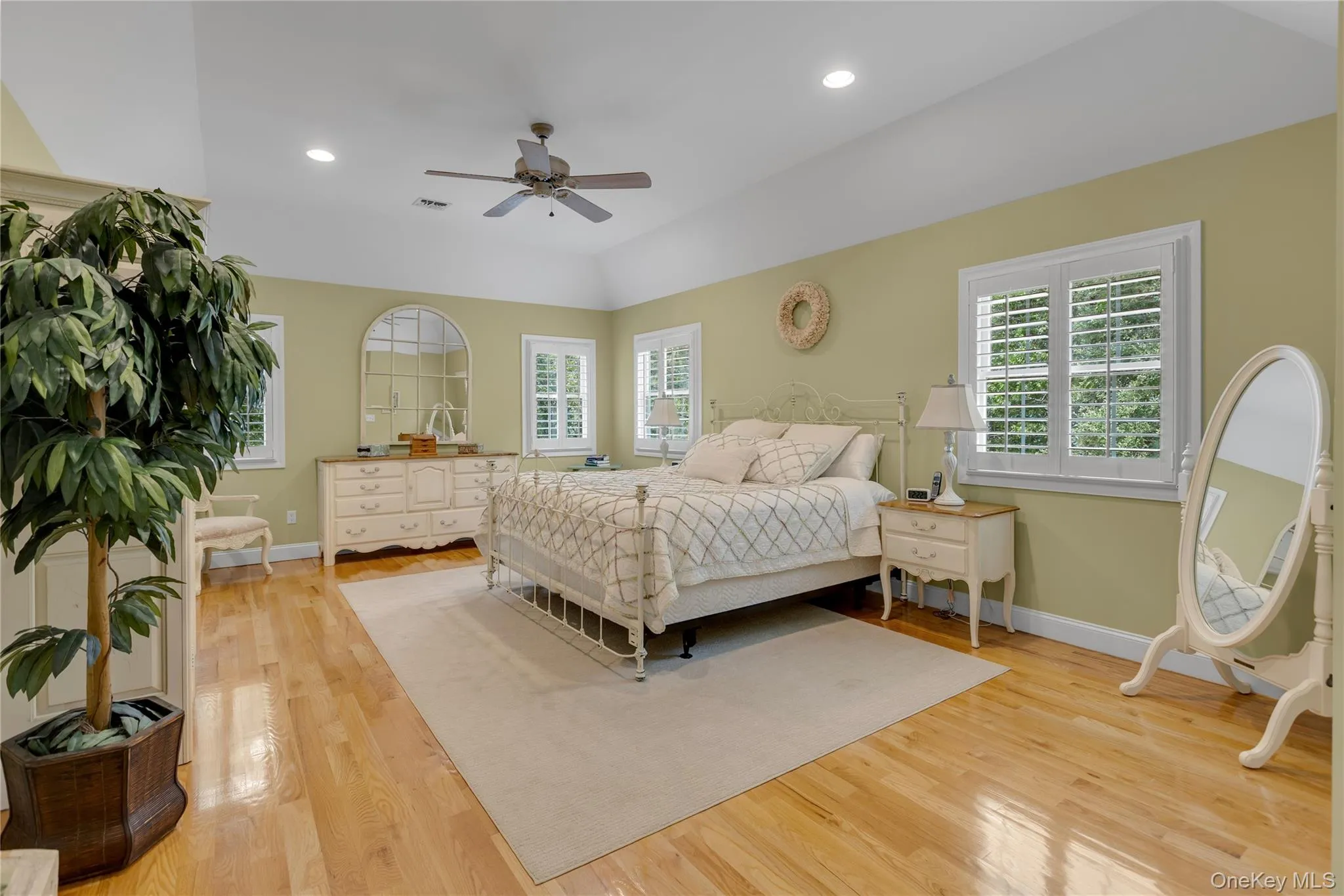 216 Landing Lane, Riverhead, NY, 3 Bedrooms Bedrooms, 8 Rooms Rooms,3 BathroomsBathrooms,Residential,For Rent,Landing,0,1010933 216 Landing Lane, Riverhead, NY, 3 Bedrooms Bedrooms, 8 Rooms Rooms,3 BathroomsBathrooms,Residential,For Rent,Landing,0,1010933