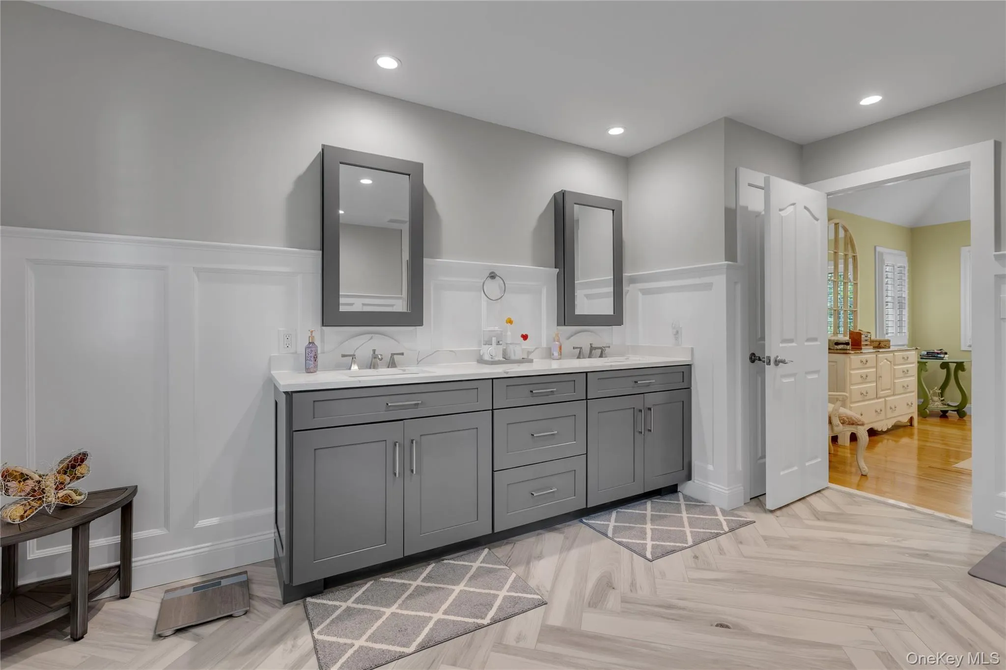 216 Landing Lane, Riverhead, NY, 3 Bedrooms Bedrooms, 8 Rooms Rooms,3 BathroomsBathrooms,Residential,For Rent,Landing,0,1010933 216 Landing Lane, Riverhead, NY, 3 Bedrooms Bedrooms, 8 Rooms Rooms,3 BathroomsBathrooms,Residential,For Rent,Landing,0,1010933