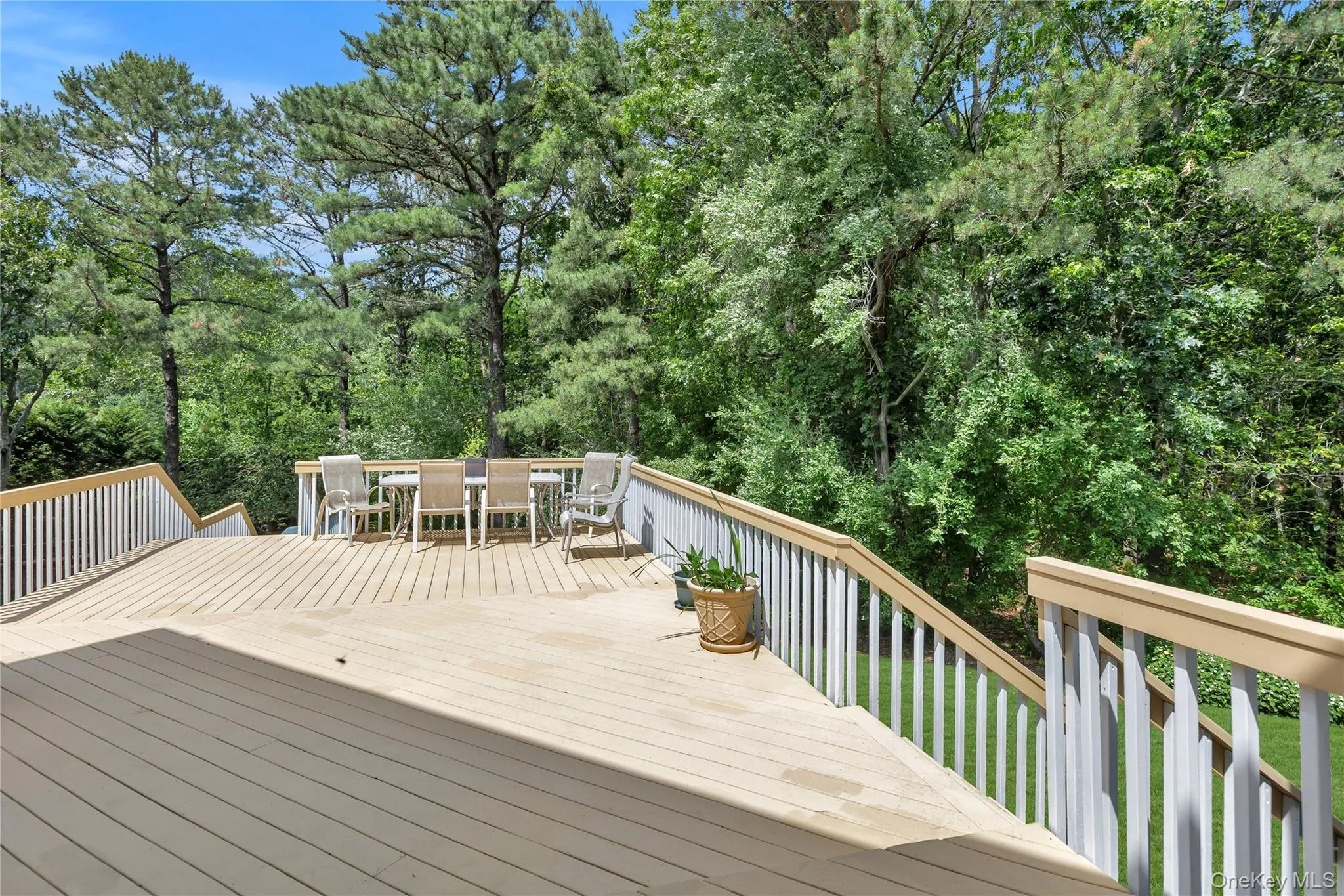 216 Landing Lane, Riverhead, NY, 3 Bedrooms Bedrooms, 8 Rooms Rooms,3 BathroomsBathrooms,Residential,For Rent,Landing,0,1010933 216 Landing Lane, Riverhead, NY, 3 Bedrooms Bedrooms, 8 Rooms Rooms,3 BathroomsBathrooms,Residential,For Rent,Landing,0,1010933