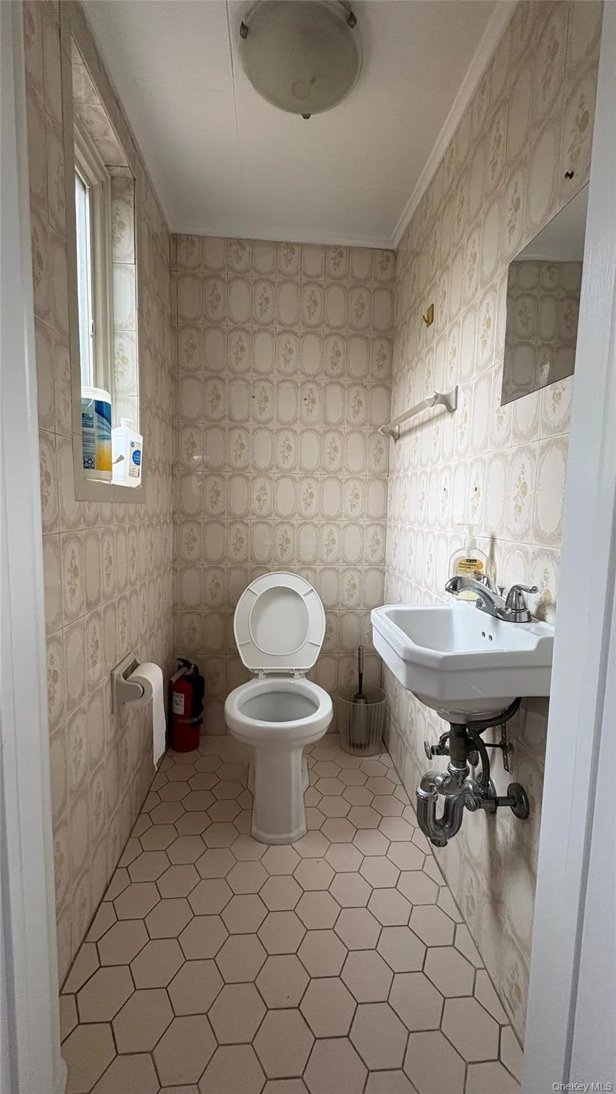 6240 Cromwell Crescent, New York, NY, 4 Bedrooms Bedrooms, 9 Rooms Rooms,2 BathroomsBathrooms,Residential,For Rent,Cromwell,0,1010936 6240 Cromwell Crescent, New York, NY, 4 Bedrooms Bedrooms, 9 Rooms Rooms,2 BathroomsBathrooms,Residential,For Rent,Cromwell,0,1010936
