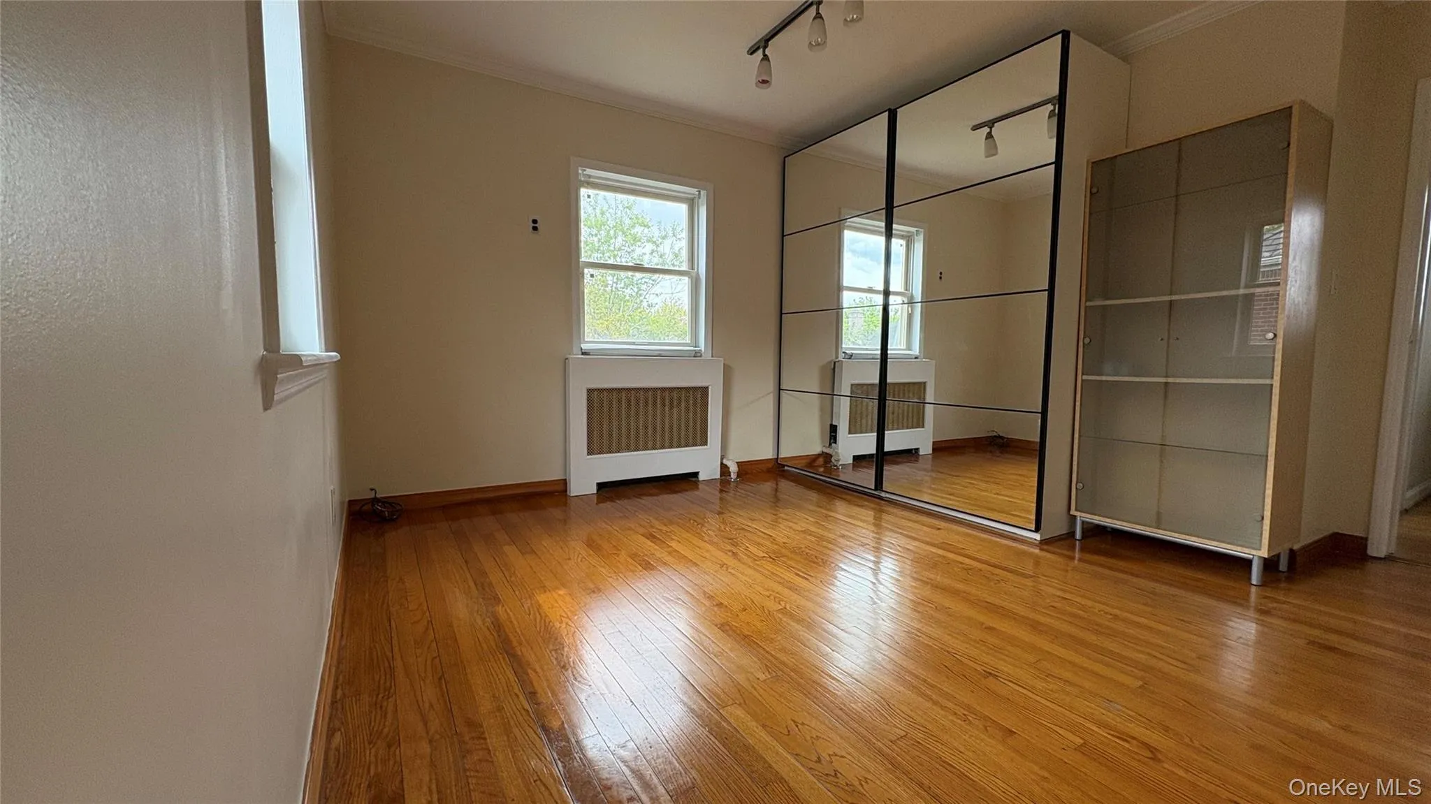 6240 Cromwell Crescent, New York, NY, 4 Bedrooms Bedrooms, 9 Rooms Rooms,2 BathroomsBathrooms,Residential,For Rent,Cromwell,0,1010936 6240 Cromwell Crescent, New York, NY, 4 Bedrooms Bedrooms, 9 Rooms Rooms,2 BathroomsBathrooms,Residential,For Rent,Cromwell,0,1010936