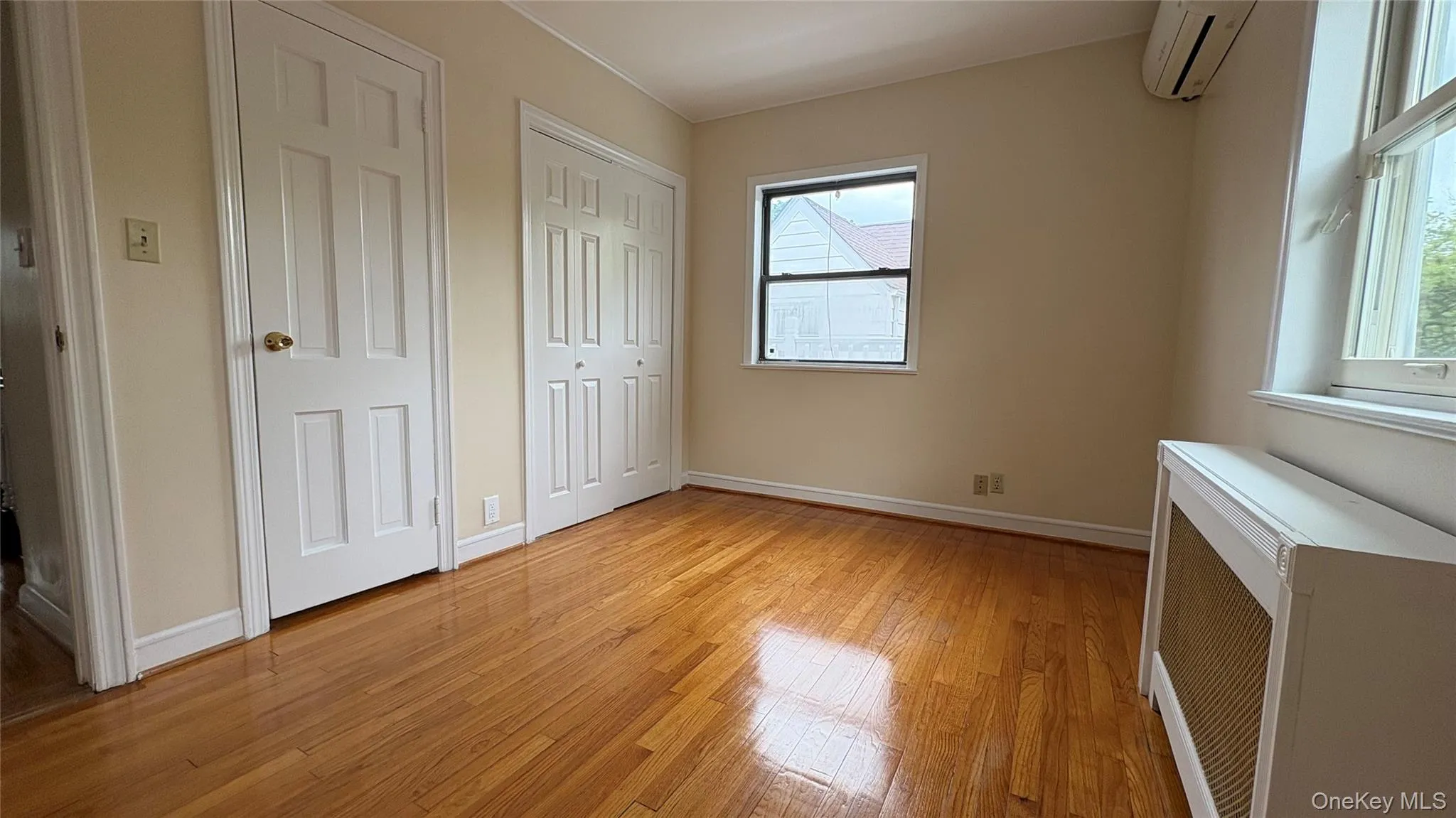 6240 Cromwell Crescent, New York, NY, 4 Bedrooms Bedrooms, 9 Rooms Rooms,2 BathroomsBathrooms,Residential,For Rent,Cromwell,0,1010936 6240 Cromwell Crescent, New York, NY, 4 Bedrooms Bedrooms, 9 Rooms Rooms,2 BathroomsBathrooms,Residential,For Rent,Cromwell,0,1010936