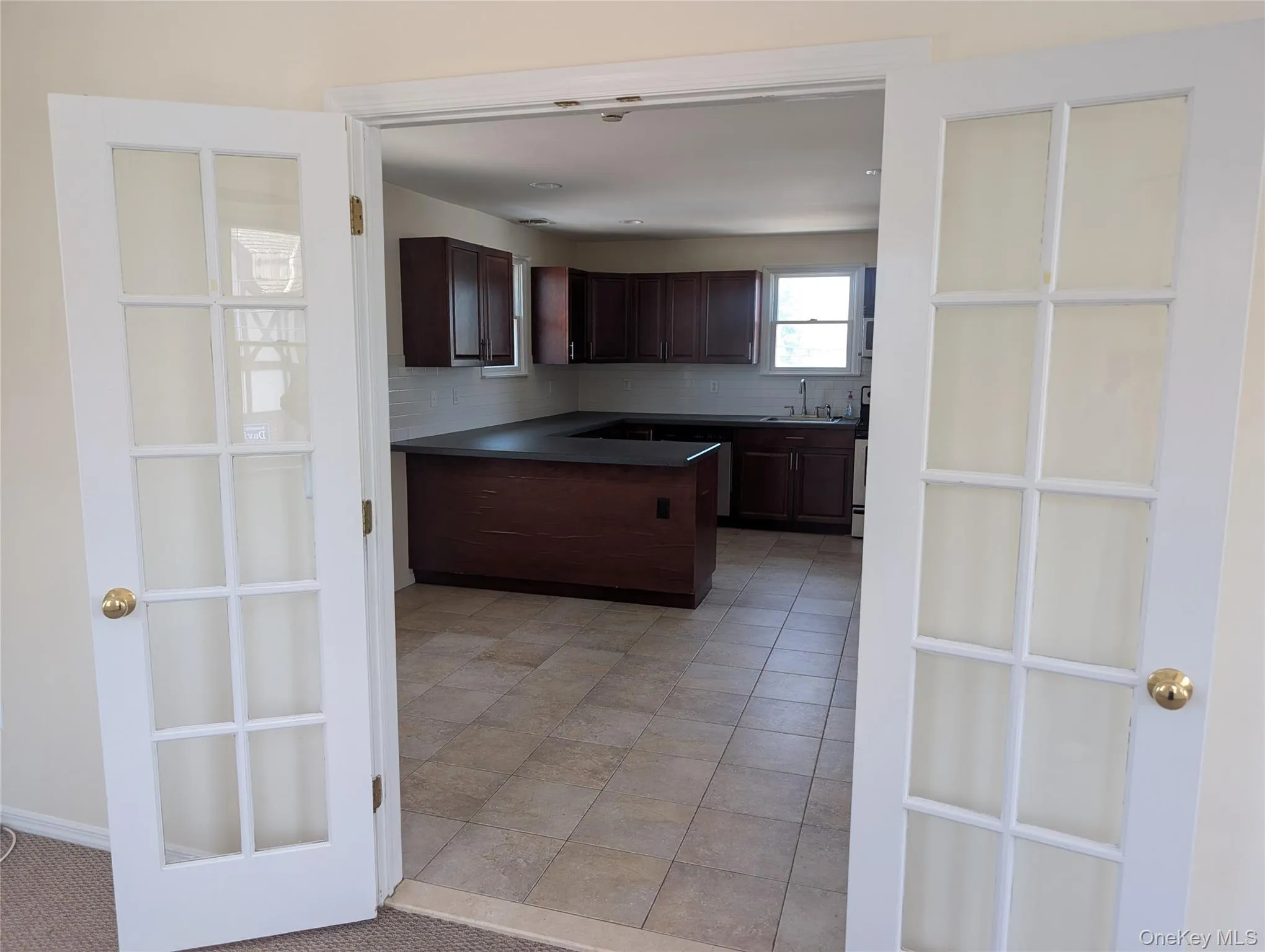 317 Bedford Avenue, Hempstead, NY, 1 Bedroom Bedrooms, 3 Rooms Rooms,1 BathroomBathrooms,Residential Lease,For Rent,Bedford,0,1010937 317 Bedford Avenue, Hempstead, NY, 1 Bedroom Bedrooms, 3 Rooms Rooms,1 BathroomBathrooms,Residential Lease,For Rent,Bedford,0,1010937