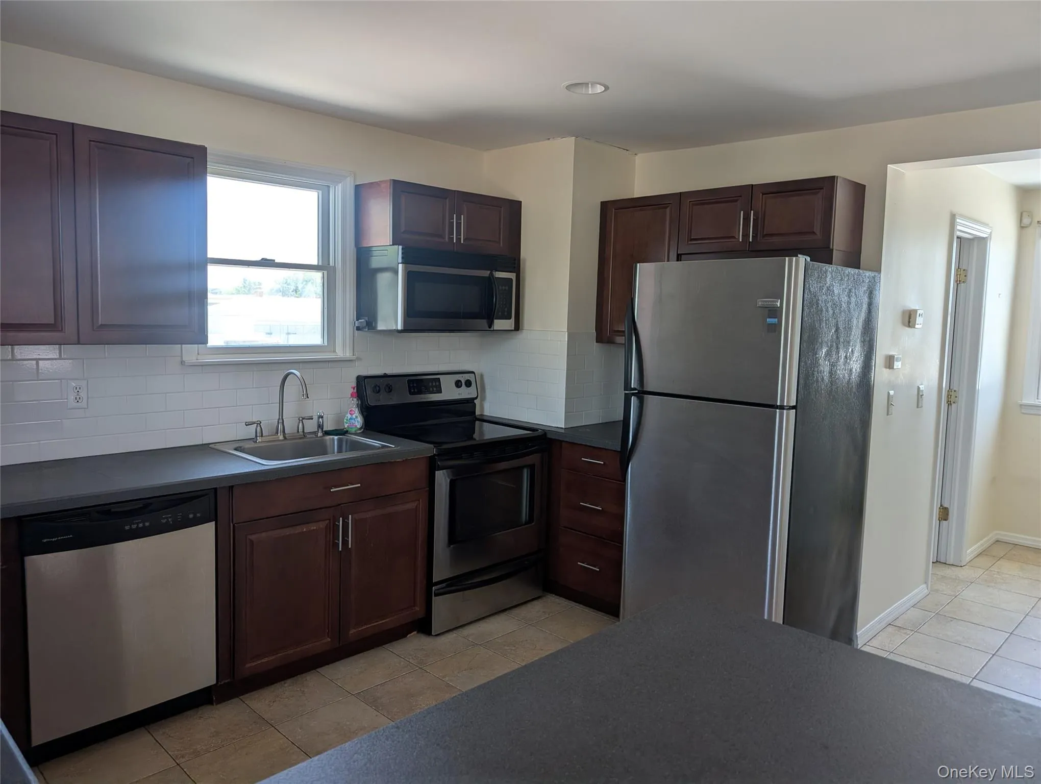 317 Bedford Avenue, Hempstead, NY, 1 Bedroom Bedrooms, 3 Rooms Rooms,1 BathroomBathrooms,Residential Lease,For Rent,Bedford,0,1010937 317 Bedford Avenue, Hempstead, NY, 1 Bedroom Bedrooms, 3 Rooms Rooms,1 BathroomBathrooms,Residential Lease,For Rent,Bedford,0,1010937
