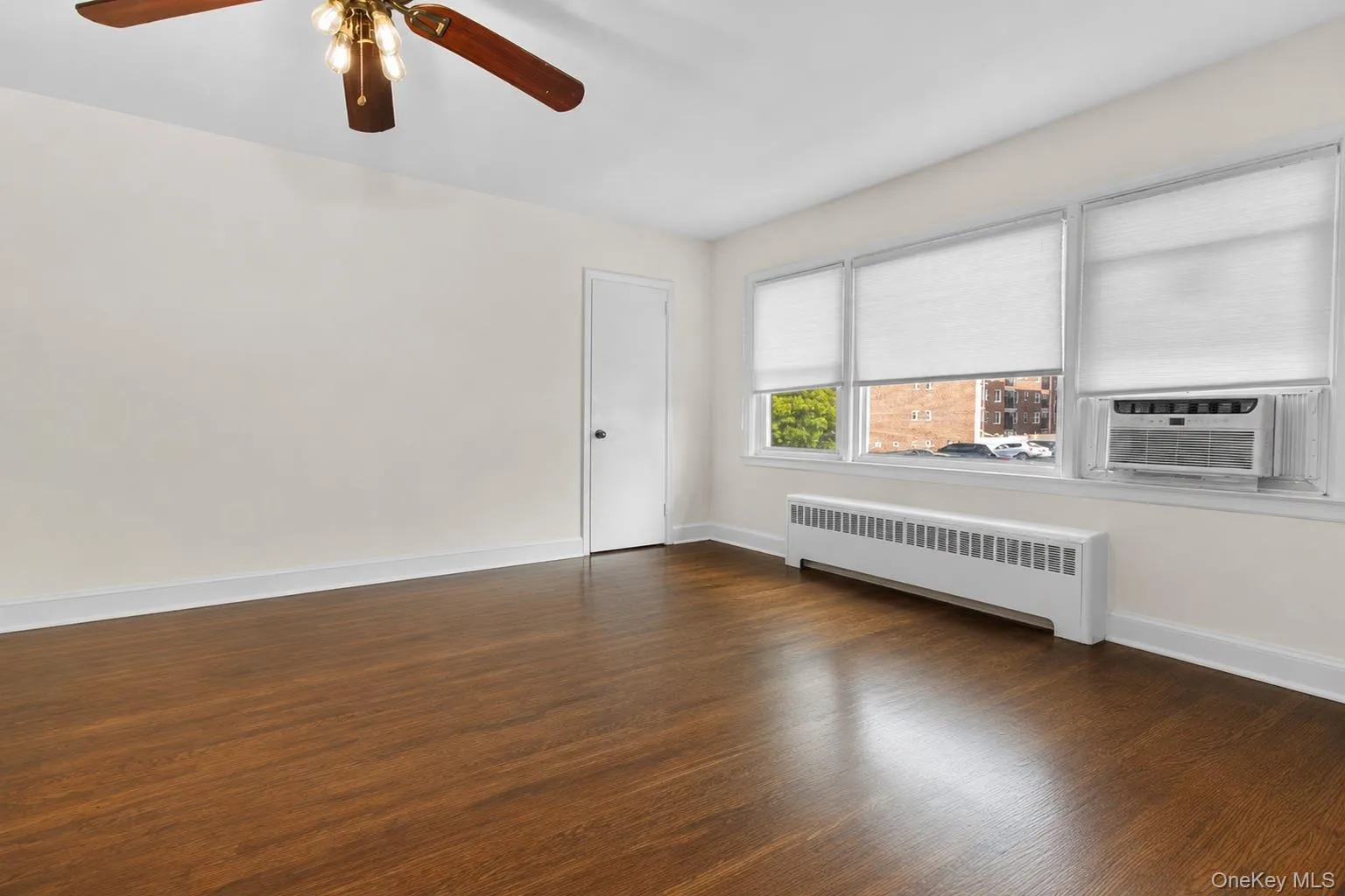 725 Broadway, Long Beach, NY, 1 Bedroom Bedrooms, 4 Rooms Rooms,1 BathroomBathrooms,Residential Lease,For Rent,Broadway,0,1010938 725 Broadway, Long Beach, NY, 1 Bedroom Bedrooms, 4 Rooms Rooms,1 BathroomBathrooms,Residential Lease,For Rent,Broadway,0,1010938