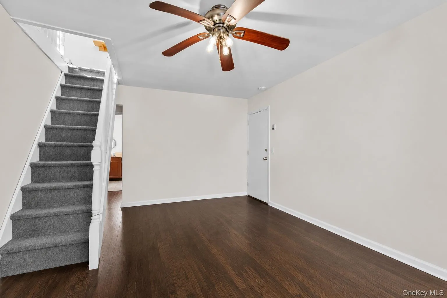 725 Broadway, Long Beach, NY, 1 Bedroom Bedrooms, 4 Rooms Rooms,1 BathroomBathrooms,Residential Lease,For Rent,Broadway,0,1010938 725 Broadway, Long Beach, NY, 1 Bedroom Bedrooms, 4 Rooms Rooms,1 BathroomBathrooms,Residential Lease,For Rent,Broadway,0,1010938