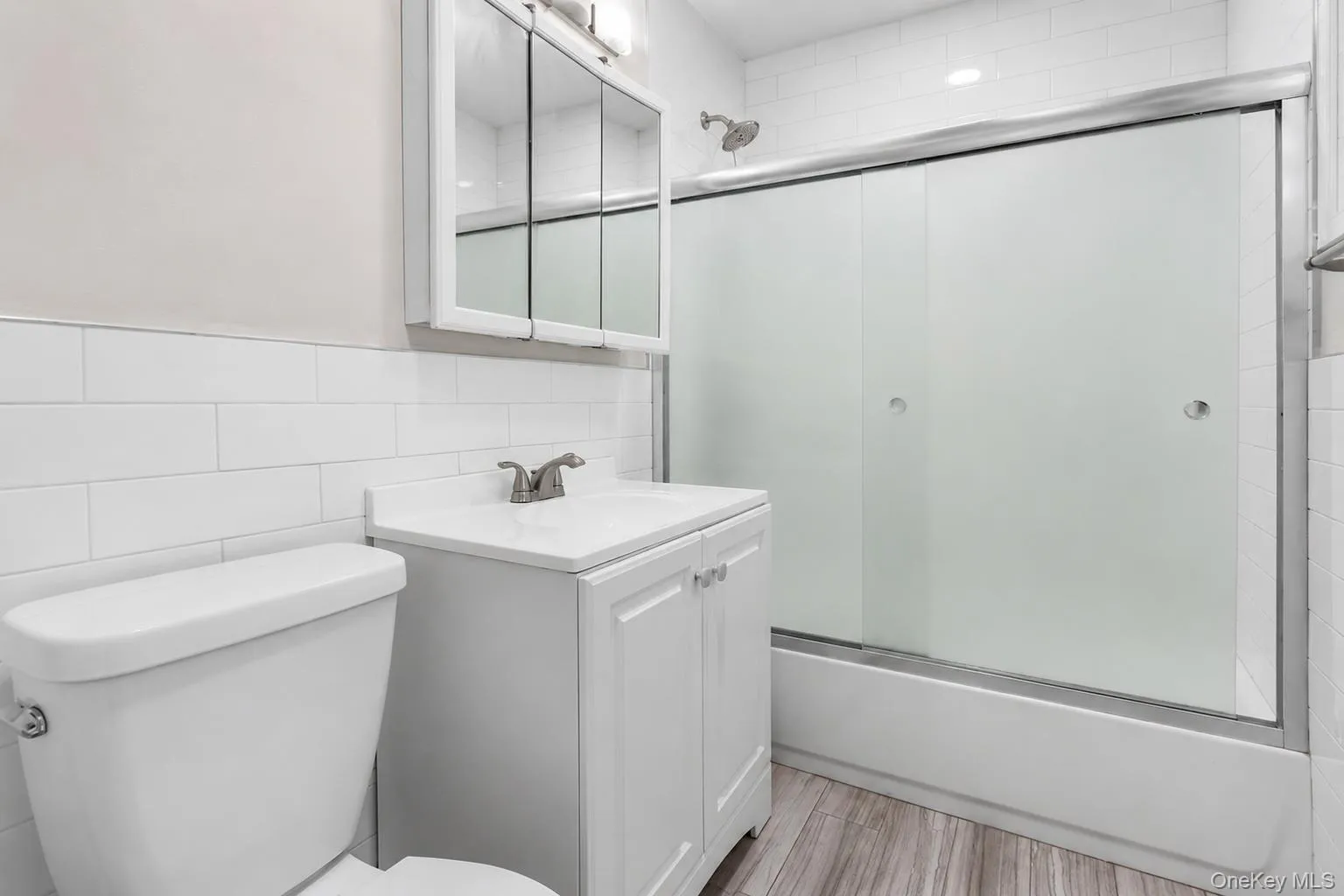 725 Broadway, Long Beach, NY, 1 Bedroom Bedrooms, 4 Rooms Rooms,1 BathroomBathrooms,Residential Lease,For Rent,Broadway,0,1010938 725 Broadway, Long Beach, NY, 1 Bedroom Bedrooms, 4 Rooms Rooms,1 BathroomBathrooms,Residential Lease,For Rent,Broadway,0,1010938