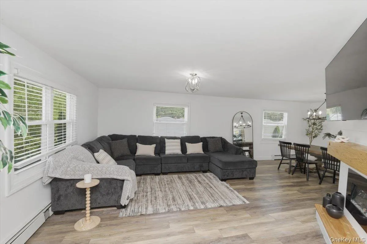 10 Rutgers Road, Brookhaven, NY, 4 Bedrooms Bedrooms, 8 Rooms Rooms,1 BathroomBathrooms,Residential,For Rent,Rutgers,0,1010939 10 Rutgers Road, Brookhaven, NY, 4 Bedrooms Bedrooms, 8 Rooms Rooms,1 BathroomBathrooms,Residential,For Rent,Rutgers,0,1010939