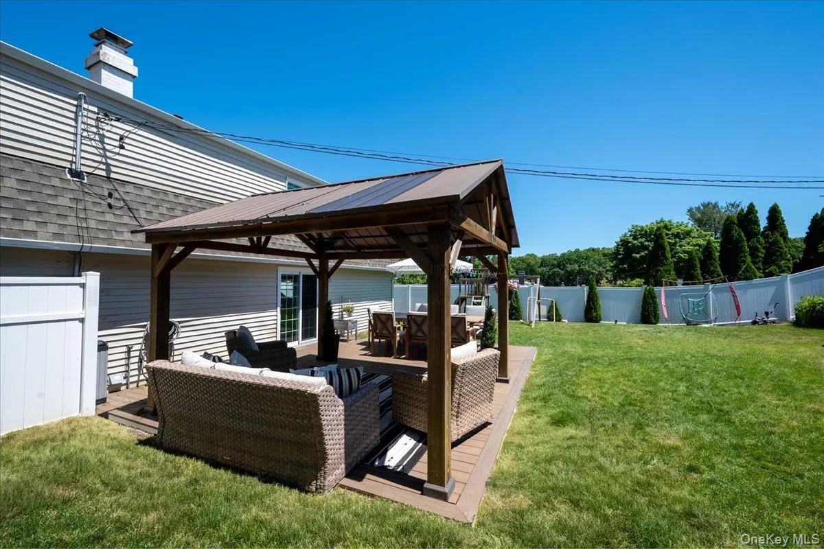 10 Rutgers Road, Brookhaven, NY, 4 Bedrooms Bedrooms, 8 Rooms Rooms,1 BathroomBathrooms,Residential,For Rent,Rutgers,0,1010939 10 Rutgers Road, Brookhaven, NY, 4 Bedrooms Bedrooms, 8 Rooms Rooms,1 BathroomBathrooms,Residential,For Rent,Rutgers,0,1010939