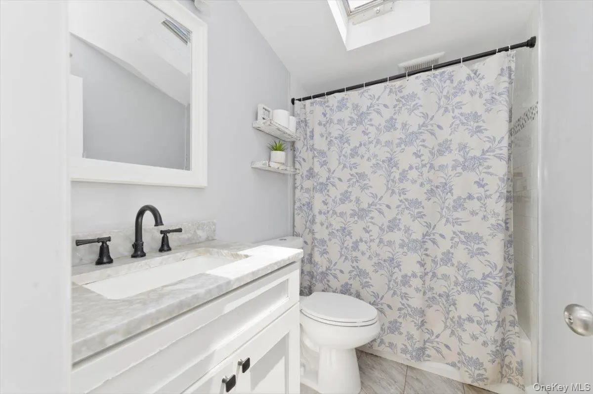 10 Rutgers Road, Brookhaven, NY, 4 Bedrooms Bedrooms, 8 Rooms Rooms,1 BathroomBathrooms,Residential,For Rent,Rutgers,0,1010939 10 Rutgers Road, Brookhaven, NY, 4 Bedrooms Bedrooms, 8 Rooms Rooms,1 BathroomBathrooms,Residential,For Rent,Rutgers,0,1010939
