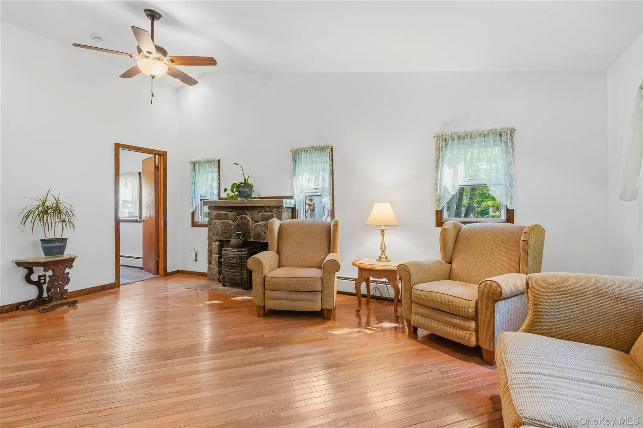 3 Echo Trail, Monroe, NY, 3 Bedrooms Bedrooms, 7 Rooms Rooms,1 BathroomBathrooms,Residential,For Rent,Echo,0,1010943 3 Echo Trail, Monroe, NY, 3 Bedrooms Bedrooms, 7 Rooms Rooms,1 BathroomBathrooms,Residential,For Rent,Echo,0,1010943