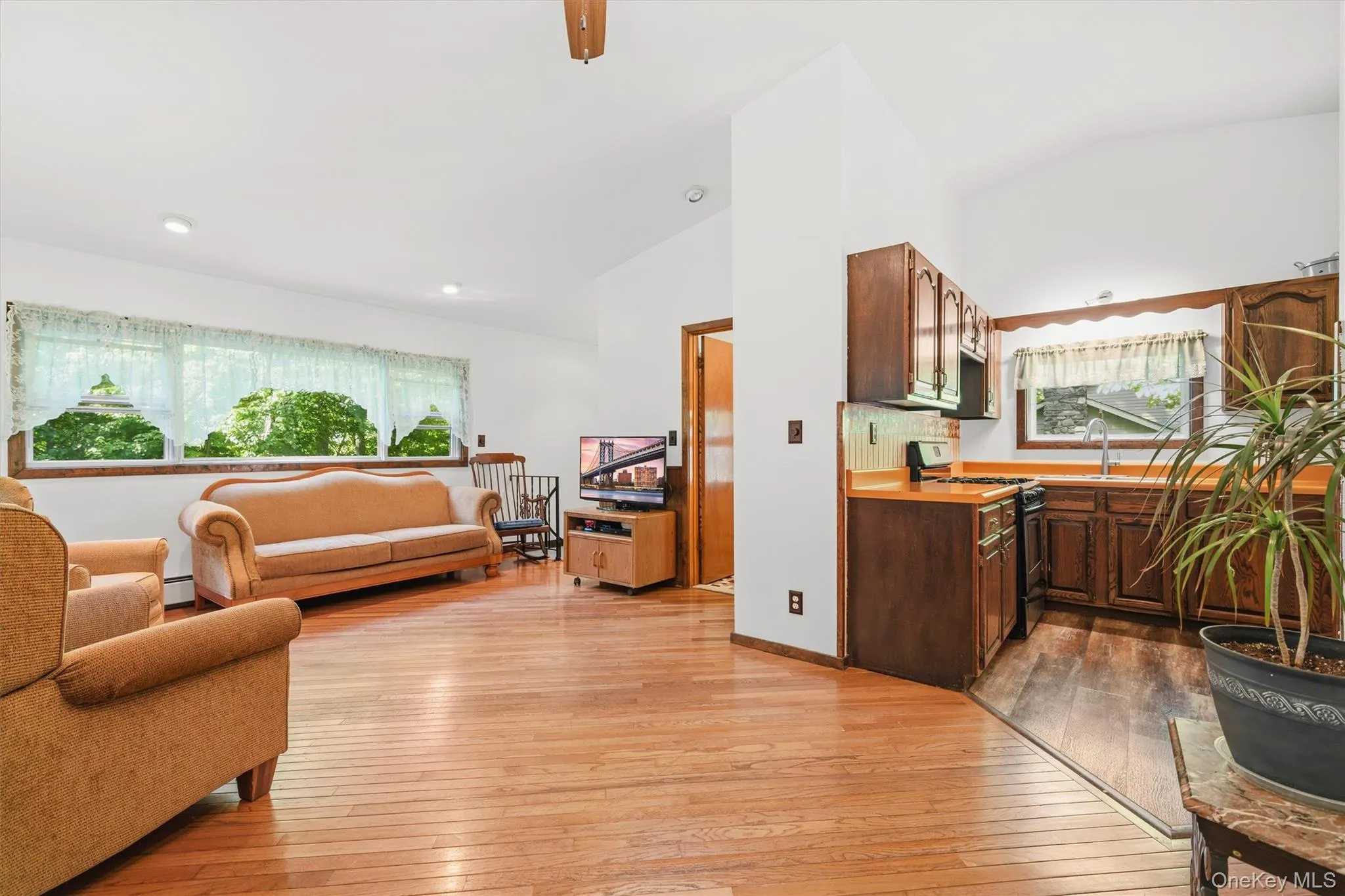 3 Echo Trail, Monroe, NY, 3 Bedrooms Bedrooms, 7 Rooms Rooms,1 BathroomBathrooms,Residential,For Rent,Echo,0,1010943 3 Echo Trail, Monroe, NY, 3 Bedrooms Bedrooms, 7 Rooms Rooms,1 BathroomBathrooms,Residential,For Rent,Echo,0,1010943