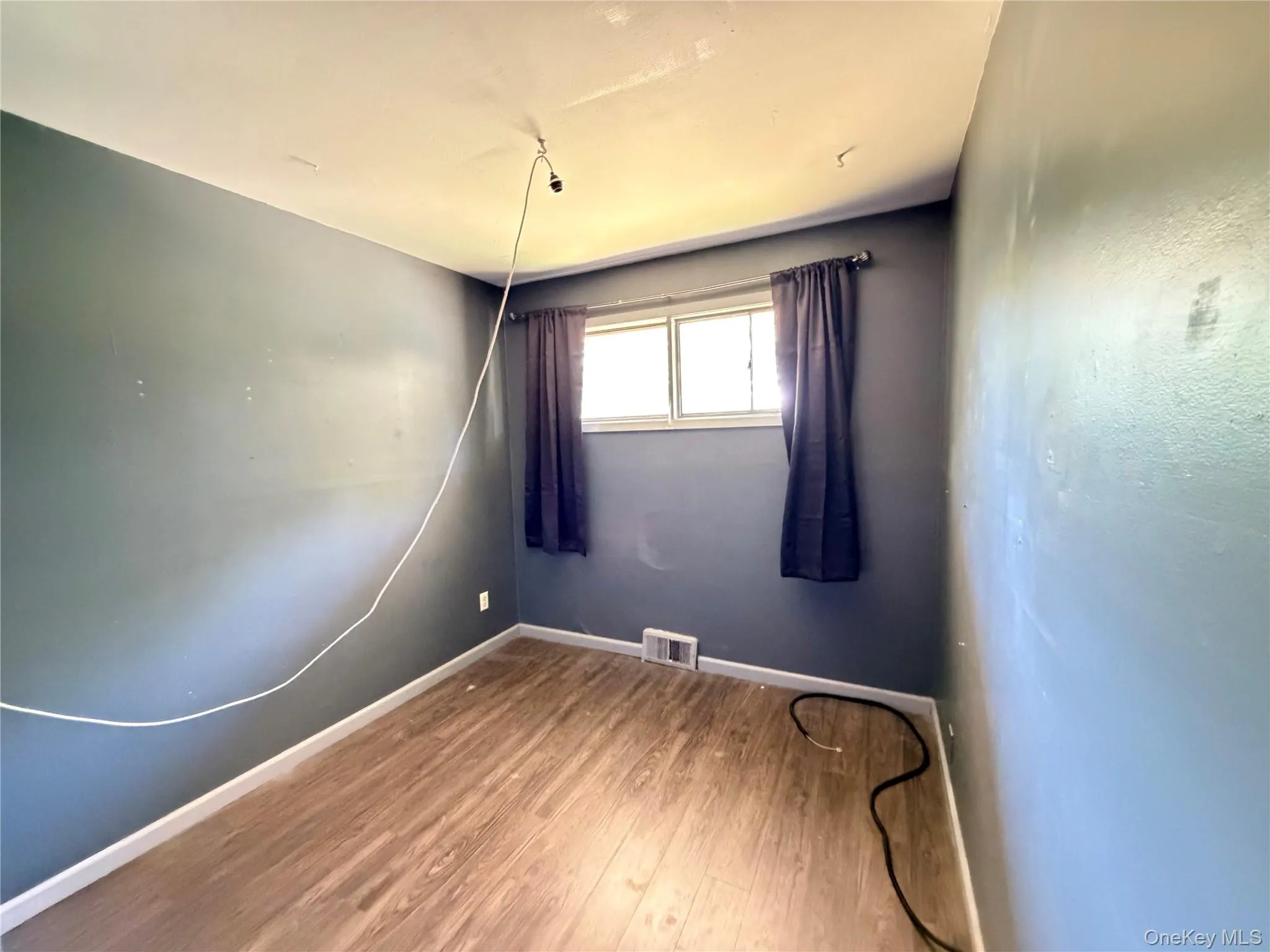 5 Robin Road, Brookhaven, NY, 3 Bedrooms Bedrooms, 5 Rooms Rooms,1 BathroomBathrooms,Residential,For Rent,Robin,0,1010944 5 Robin Road, Brookhaven, NY, 3 Bedrooms Bedrooms, 5 Rooms Rooms,1 BathroomBathrooms,Residential,For Rent,Robin,0,1010944