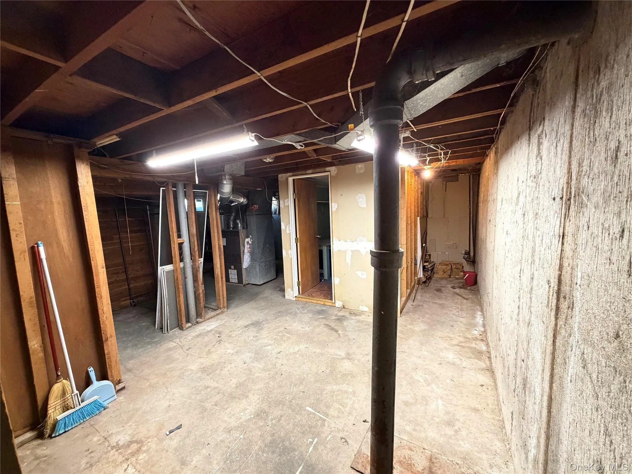 5 Robin Road, Brookhaven, NY, 3 Bedrooms Bedrooms, 5 Rooms Rooms,1 BathroomBathrooms,Residential,For Rent,Robin,0,1010944 5 Robin Road, Brookhaven, NY, 3 Bedrooms Bedrooms, 5 Rooms Rooms,1 BathroomBathrooms,Residential,For Rent,Robin,0,1010944