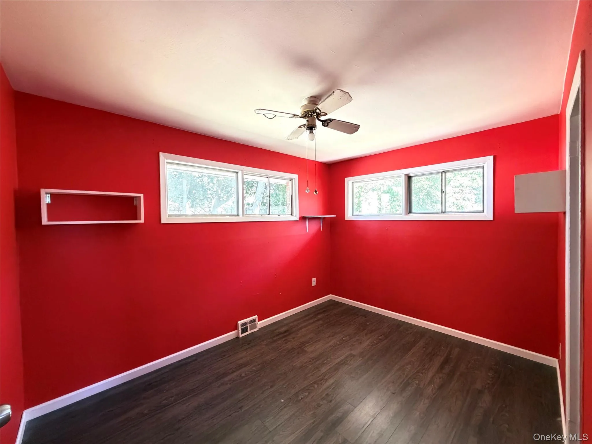 5 Robin Road, Brookhaven, NY, 3 Bedrooms Bedrooms, 5 Rooms Rooms,1 BathroomBathrooms,Residential,For Rent,Robin,0,1010944 5 Robin Road, Brookhaven, NY, 3 Bedrooms Bedrooms, 5 Rooms Rooms,1 BathroomBathrooms,Residential,For Rent,Robin,0,1010944