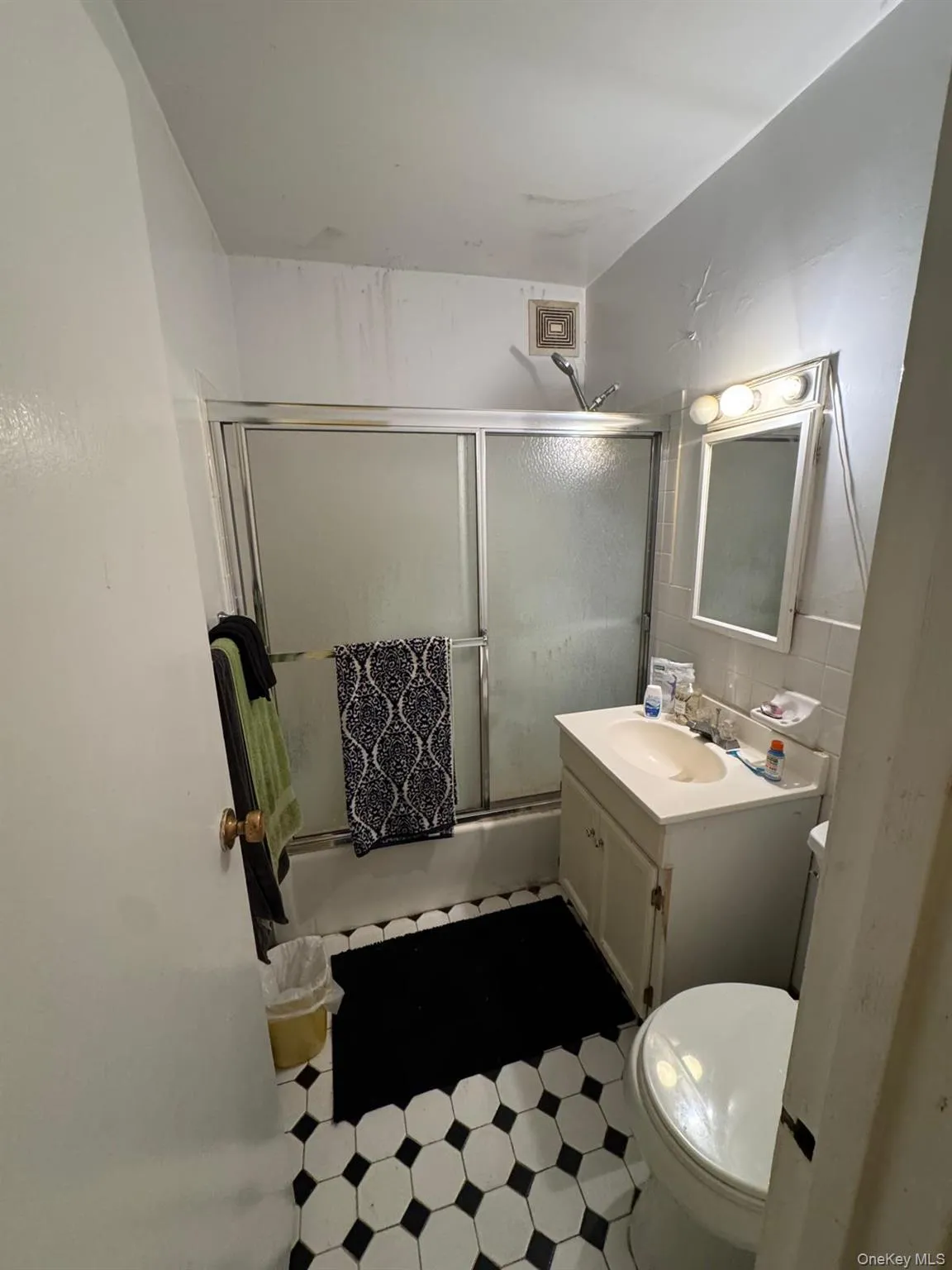 50 Barker Street, Mount Kisco, NY, 1 Bedroom Bedrooms, 3 Rooms Rooms,1 BathroomBathrooms,Residential,For Rent,Barker,0,1010947 50 Barker Street, Mount Kisco, NY, 1 Bedroom Bedrooms, 3 Rooms Rooms,1 BathroomBathrooms,Residential,For Rent,Barker,0,1010947
