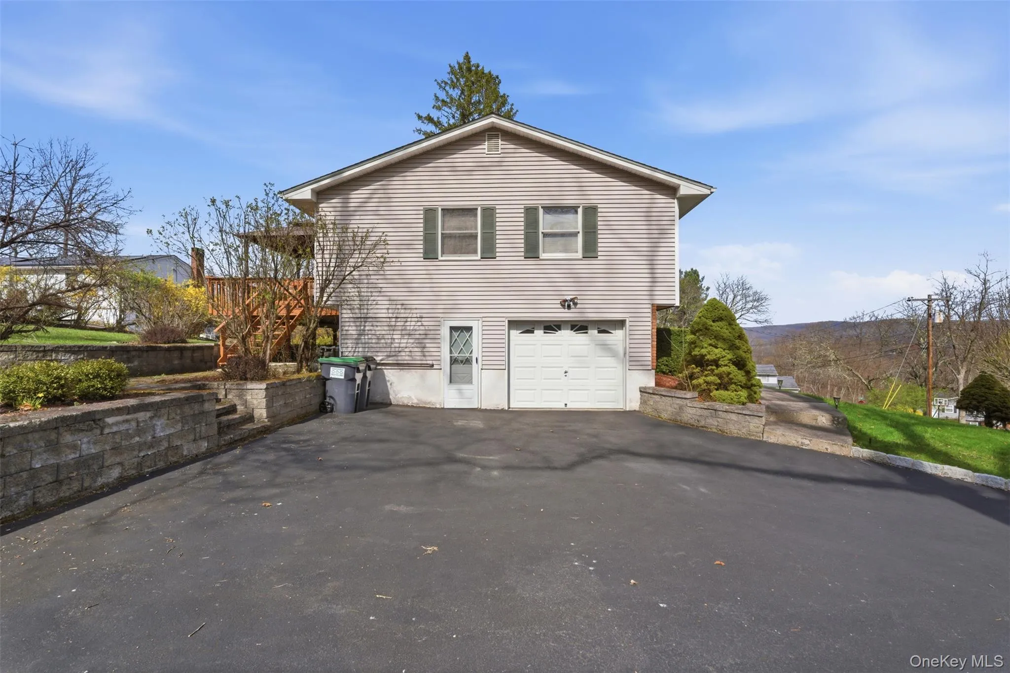 4 Westend Drive, Woodbury, NY, 4 Bedrooms Bedrooms, 8 Rooms Rooms,2 BathroomsBathrooms,Residential,For Rent,Westend,0,1010950 4 Westend Drive, Woodbury, NY, 4 Bedrooms Bedrooms, 8 Rooms Rooms,2 BathroomsBathrooms,Residential,For Rent,Westend,0,1010950