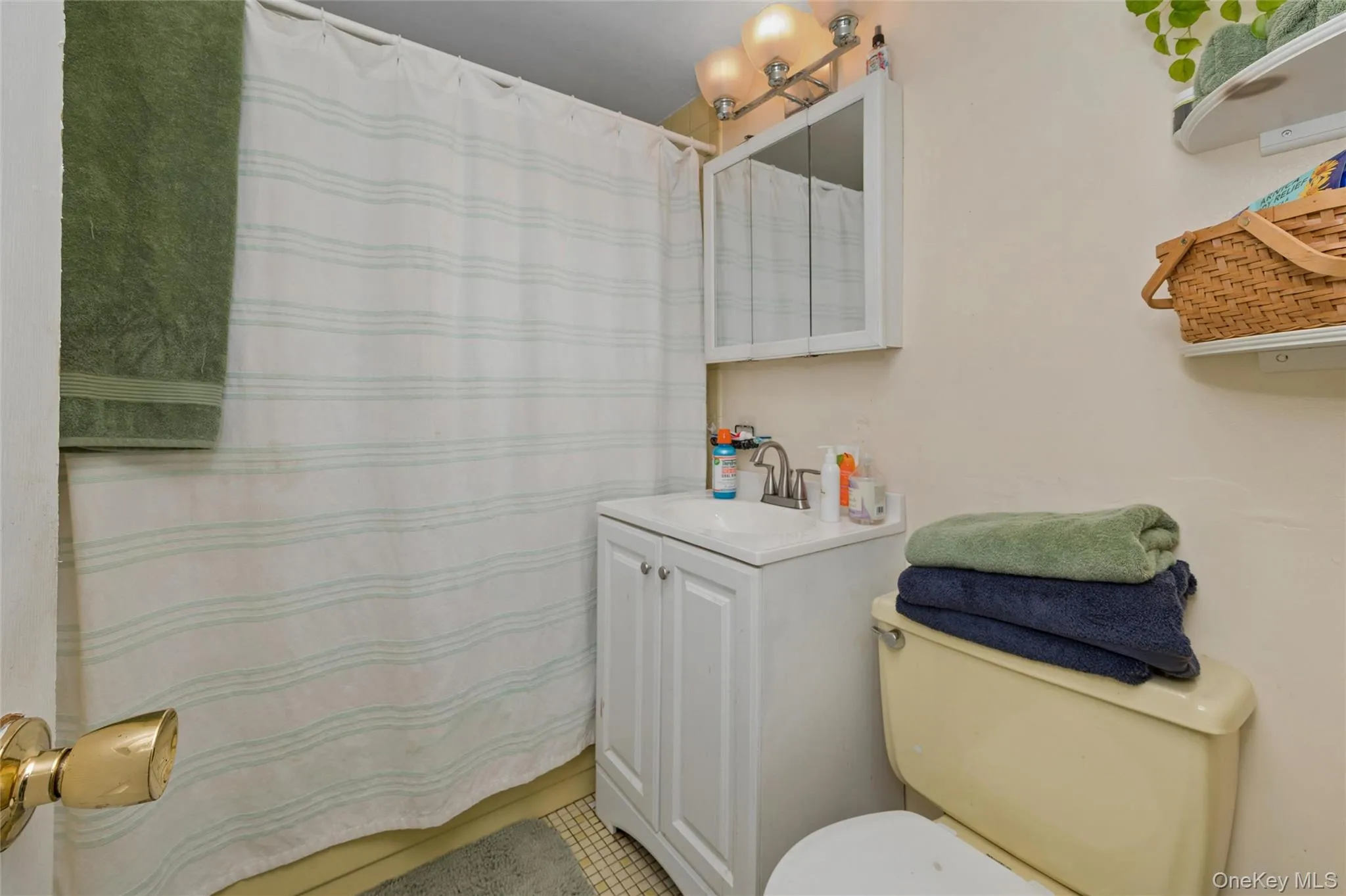 54 Acapulco Street, Hempstead, NY, 4 Bedrooms Bedrooms, 8 Rooms Rooms,3 BathroomsBathrooms,Residential,For Rent,Acapulco,0,1010954 54 Acapulco Street, Hempstead, NY, 4 Bedrooms Bedrooms, 8 Rooms Rooms,3 BathroomsBathrooms,Residential,For Rent,Acapulco,0,1010954