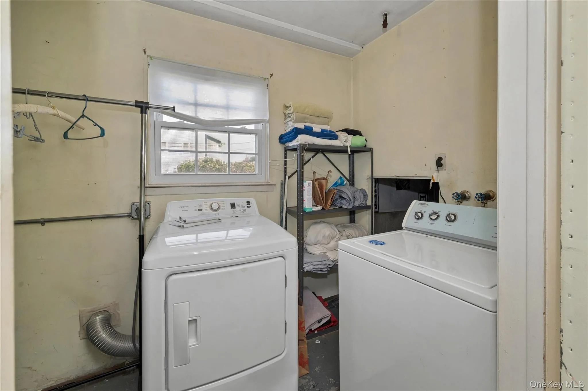 54 Acapulco Street, Hempstead, NY, 4 Bedrooms Bedrooms, 8 Rooms Rooms,3 BathroomsBathrooms,Residential,For Rent,Acapulco,0,1010954 54 Acapulco Street, Hempstead, NY, 4 Bedrooms Bedrooms, 8 Rooms Rooms,3 BathroomsBathrooms,Residential,For Rent,Acapulco,0,1010954