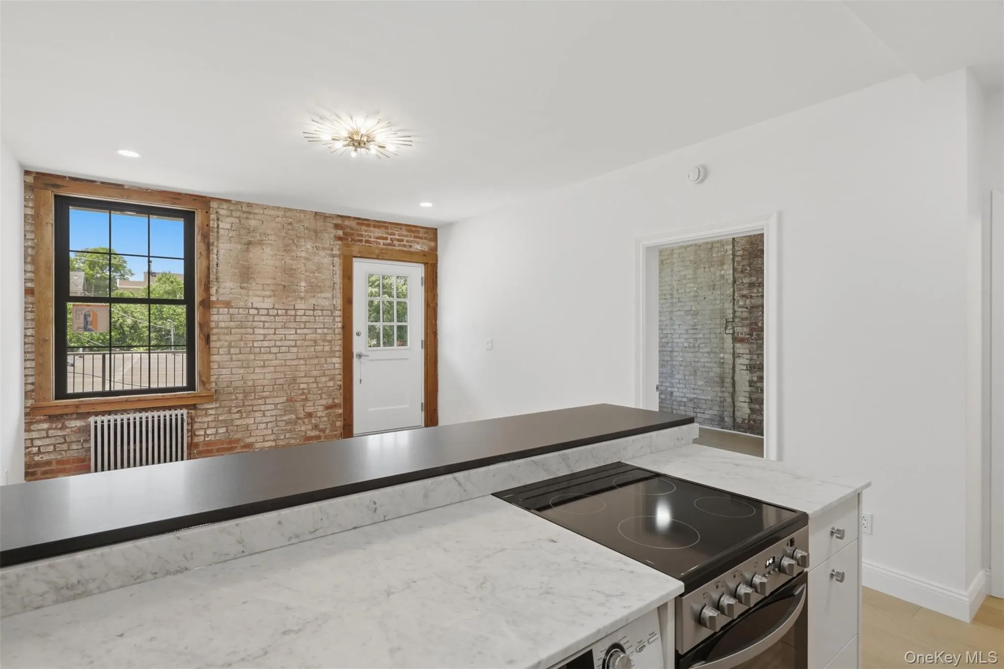 207 Main Street, Beacon, NY, 1 Bedroom Bedrooms, 3 Rooms Rooms,1 BathroomBathrooms,Residential Lease,For Rent,Main,0,1010957 207 Main Street, Beacon, NY, 1 Bedroom Bedrooms, 3 Rooms Rooms,1 BathroomBathrooms,Residential Lease,For Rent,Main,0,1010957