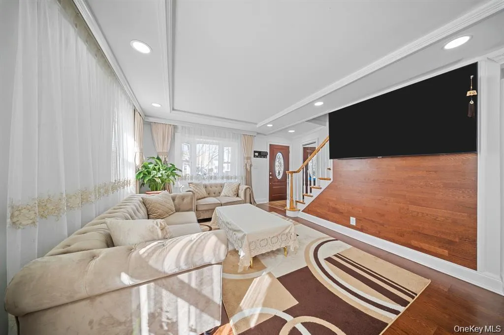 79-31 Langdale Street, New York, NY, 5 Bedrooms Bedrooms, 11 Rooms Rooms,3 BathroomsBathrooms,Residential,For Rent,Langdale,0,1010960 79-31 Langdale Street, New York, NY, 5 Bedrooms Bedrooms, 11 Rooms Rooms,3 BathroomsBathrooms,Residential,For Rent,Langdale,0,1010960