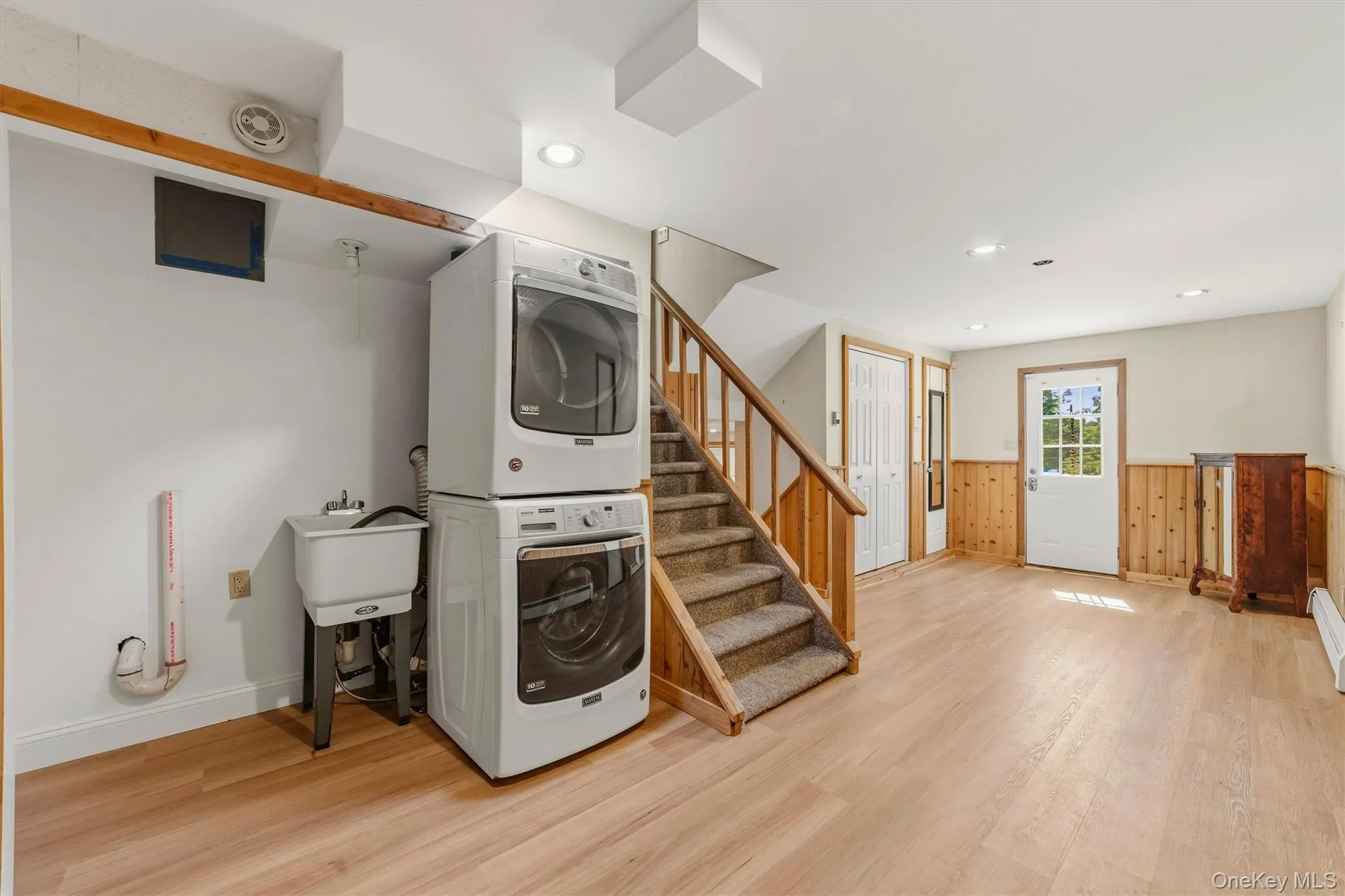 12 Overlook Road, North Castle, NY, 3 Bedrooms Bedrooms, 10 Rooms Rooms,2 BathroomsBathrooms,Residential,For Rent,Overlook,0,1010961 12 Overlook Road, North Castle, NY, 3 Bedrooms Bedrooms, 10 Rooms Rooms,2 BathroomsBathrooms,Residential,For Rent,Overlook,0,1010961