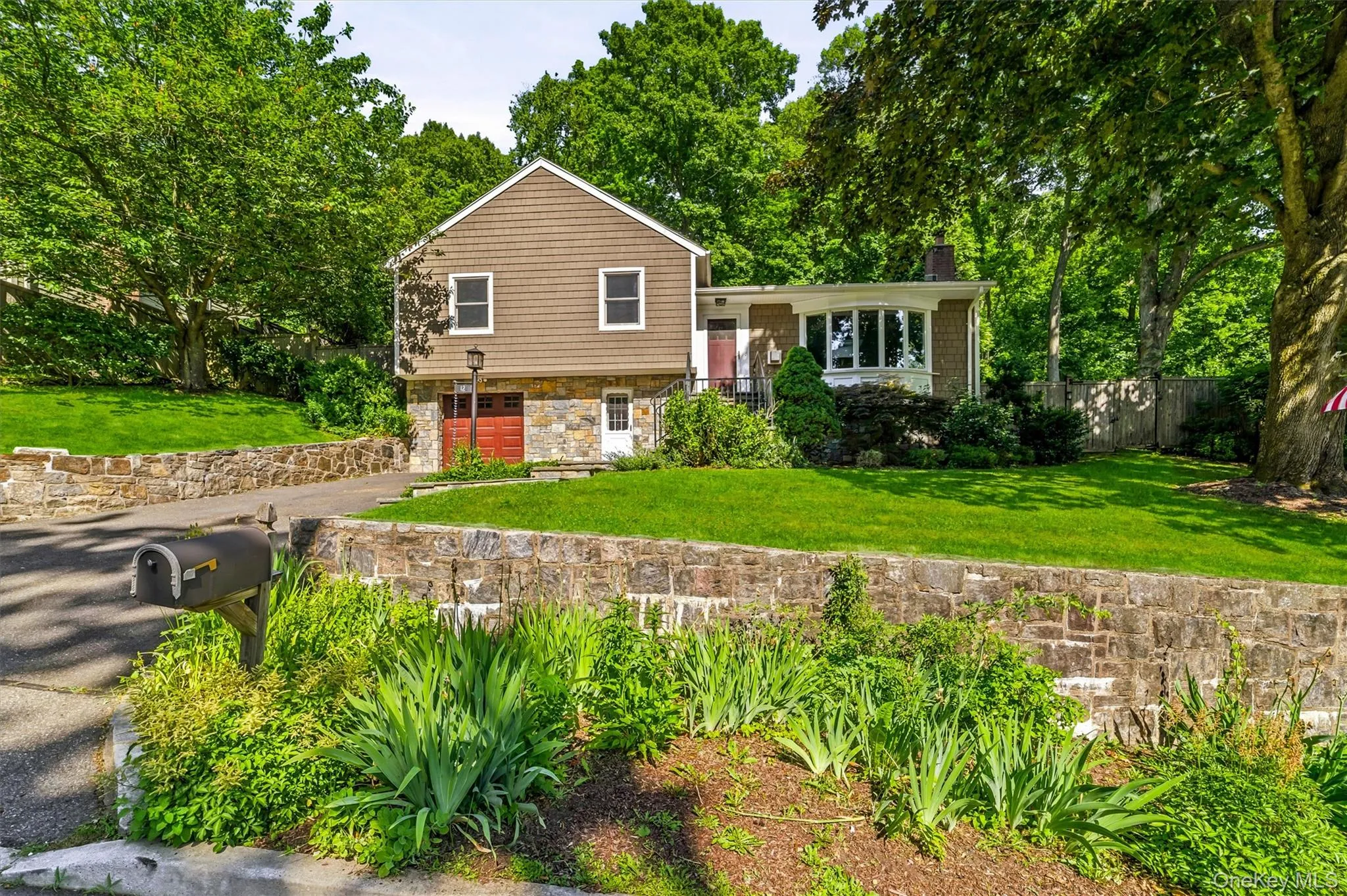 12 Overlook Road, North Castle, NY, 3 Bedrooms Bedrooms, 10 Rooms Rooms,2 BathroomsBathrooms,Residential,For Rent,Overlook,0,1010961 12 Overlook Road, North Castle, NY, 3 Bedrooms Bedrooms, 10 Rooms Rooms,2 BathroomsBathrooms,Residential,For Rent,Overlook,0,1010961