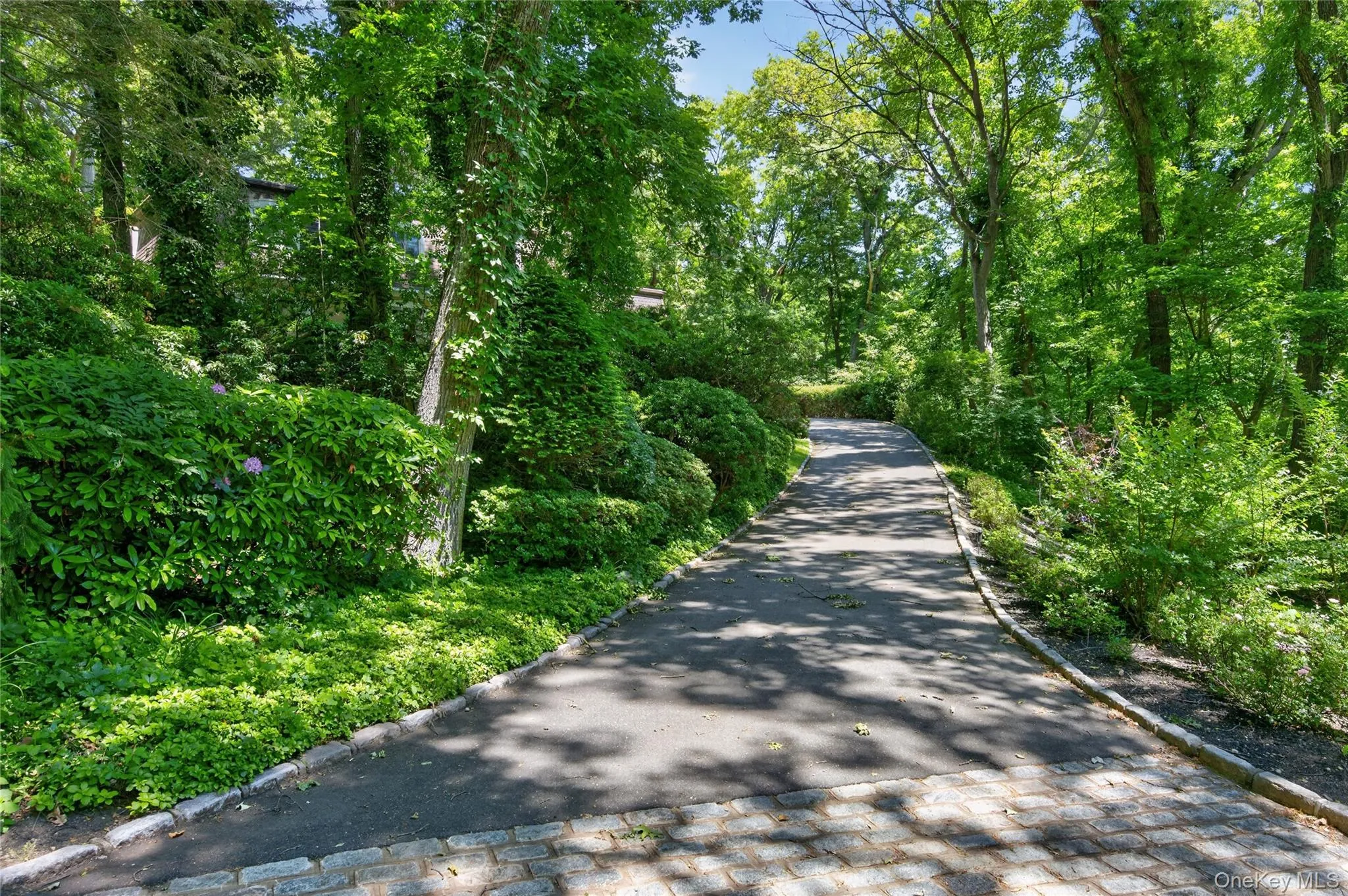 44 Koenig Drive, Oyster Bay, NY, 5 Bedrooms Bedrooms, 10 Rooms Rooms,3 BathroomsBathrooms,Residential,For Rent,Koenig,0,1010963 44 Koenig Drive, Oyster Bay, NY, 5 Bedrooms Bedrooms, 10 Rooms Rooms,3 BathroomsBathrooms,Residential,For Rent,Koenig,0,1010963