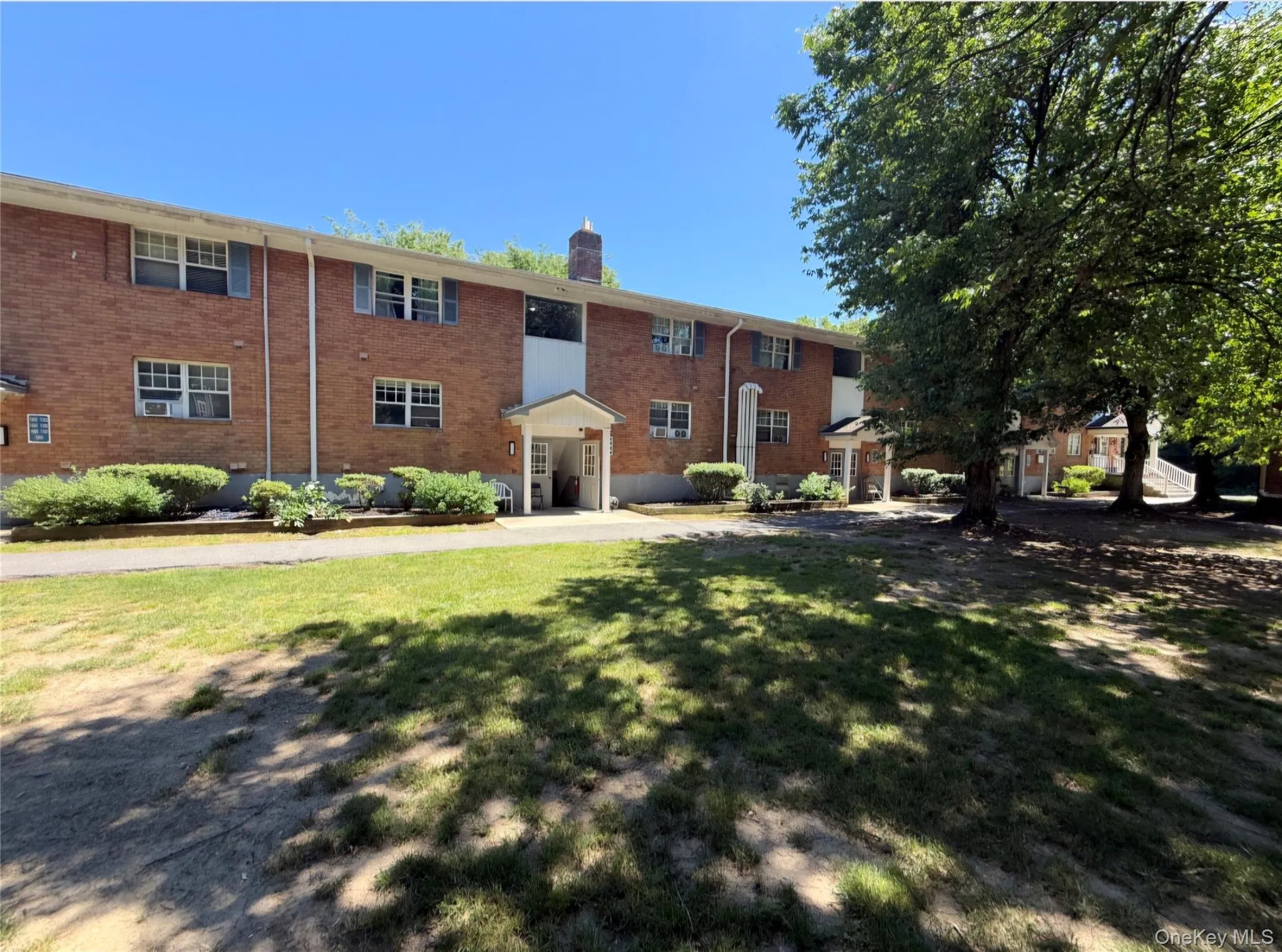 1003 Barclay Manor, Newburgh (town), NY, 2 Bedrooms Bedrooms, 4 Rooms Rooms,1 BathroomBathrooms,Residential,For Rent,Barclay,0,1010965 1003 Barclay Manor, Newburgh (town), NY, 2 Bedrooms Bedrooms, 4 Rooms Rooms,1 BathroomBathrooms,Residential,For Rent,Barclay,0,1010965