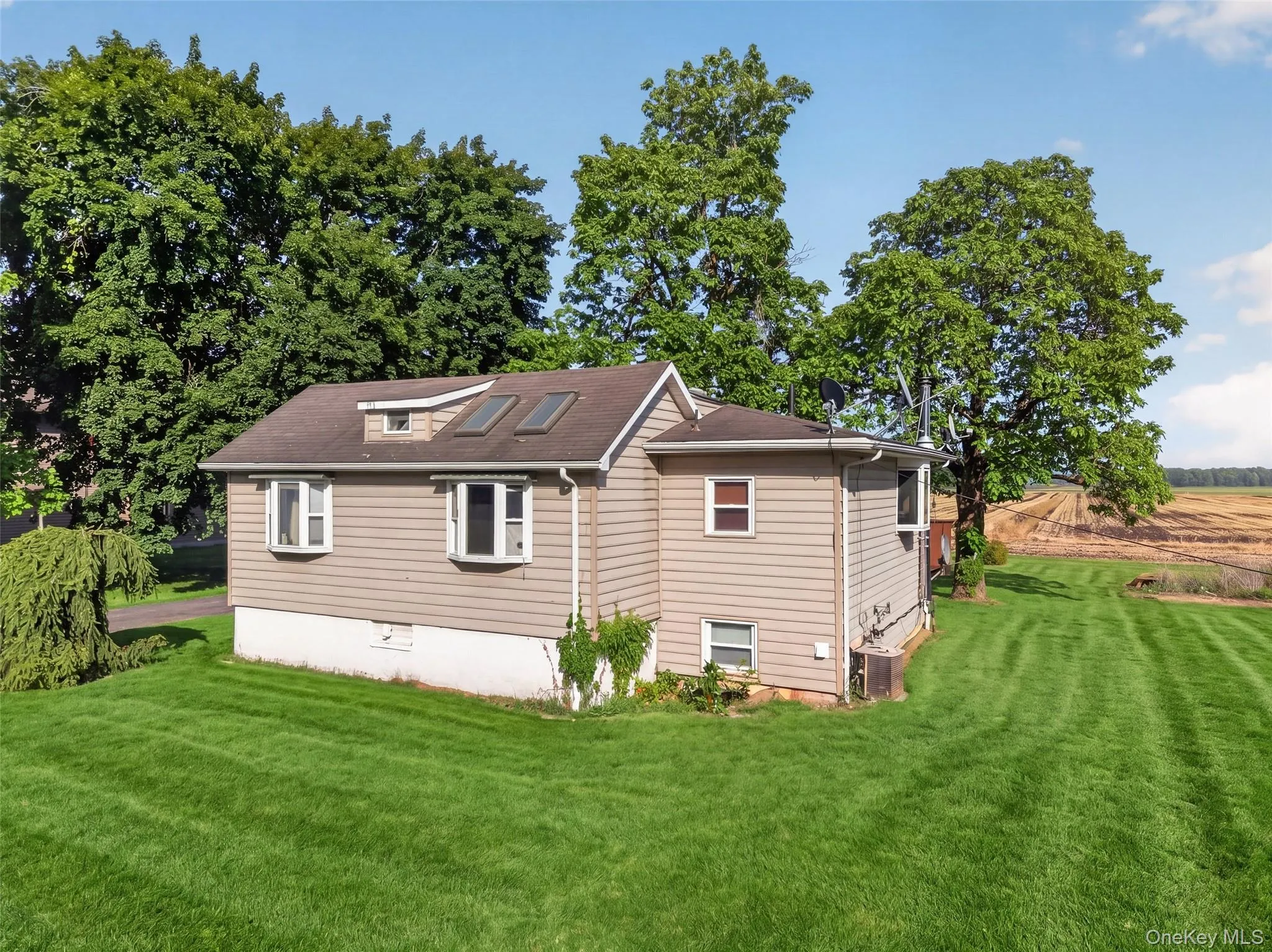 231-233 Celery Avenue, Goshen, NY, 5 Bedrooms Bedrooms, 20 Rooms Rooms,7 BathroomsBathrooms,Residential,For Rent,Celery,0,1010969 231-233 Celery Avenue, Goshen, NY, 5 Bedrooms Bedrooms, 20 Rooms Rooms,7 BathroomsBathrooms,Residential,For Rent,Celery,0,1010969