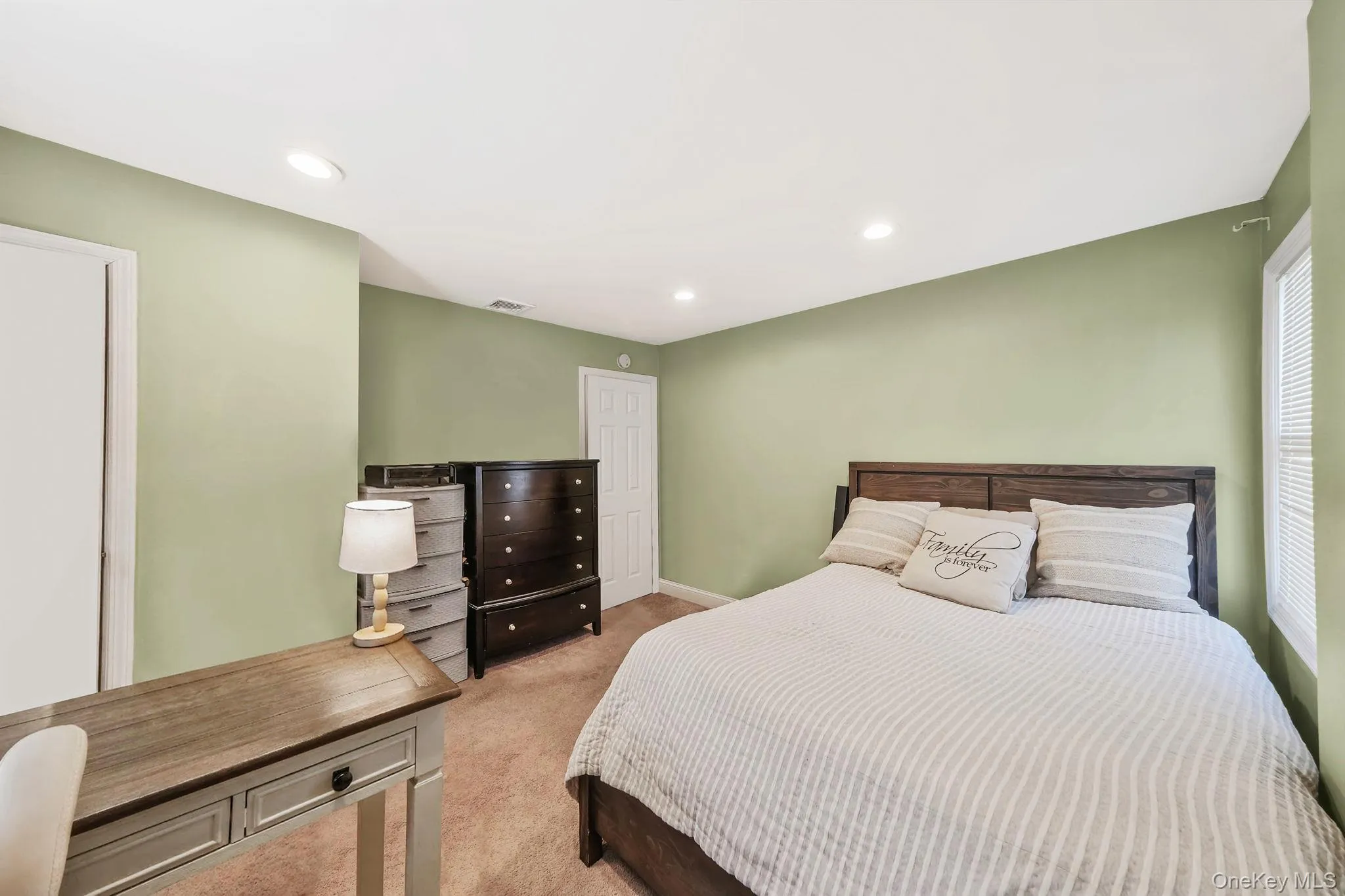 135 Texas Street, Babylon, NY, 4 Bedrooms Bedrooms, 9 Rooms Rooms,2 BathroomsBathrooms,Residential,For Rent,Texas,0,1010974 135 Texas Street, Babylon, NY, 4 Bedrooms Bedrooms, 9 Rooms Rooms,2 BathroomsBathrooms,Residential,For Rent,Texas,0,1010974
