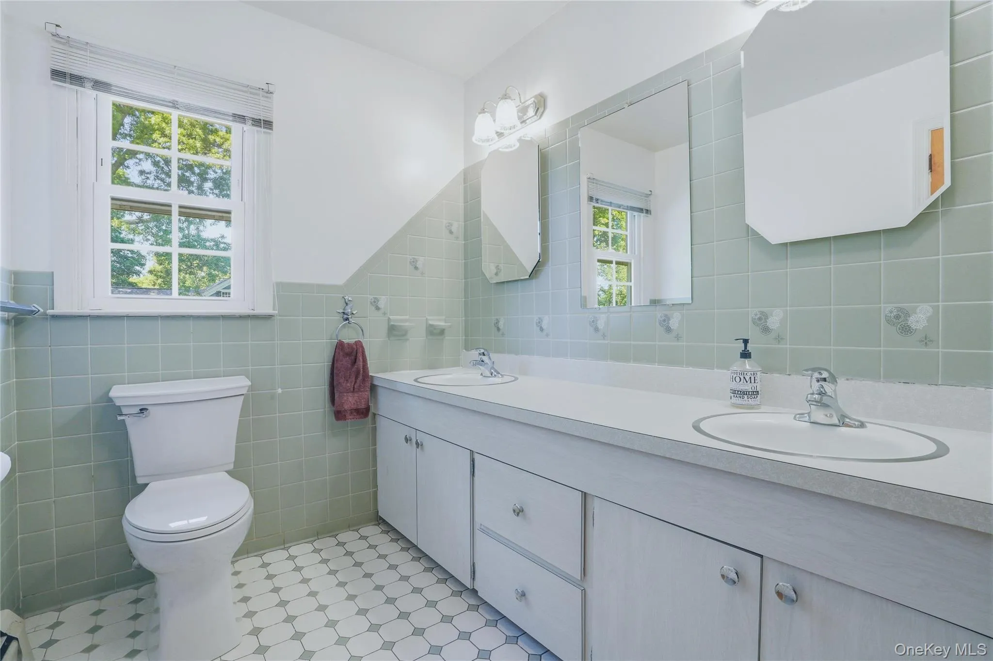 10 Sharon Court, Cornwall, NY, 4 Bedrooms Bedrooms, 11 Rooms Rooms,2 BathroomsBathrooms,Residential,For Rent,Sharon,0,1010979 10 Sharon Court, Cornwall, NY, 4 Bedrooms Bedrooms, 11 Rooms Rooms,2 BathroomsBathrooms,Residential,For Rent,Sharon,0,1010979
