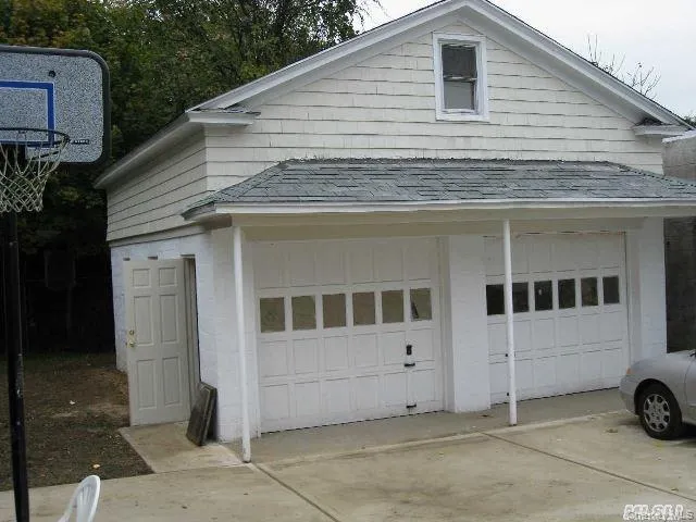 43 Graham Avenue, Hempstead, NY, 3 Bedrooms Bedrooms, 6 Rooms Rooms,2 BathroomsBathrooms,Residential,For Rent,Graham,0,1010983 43 Graham Avenue, Hempstead, NY, 3 Bedrooms Bedrooms, 6 Rooms Rooms,2 BathroomsBathrooms,Residential,For Rent,Graham,0,1010983