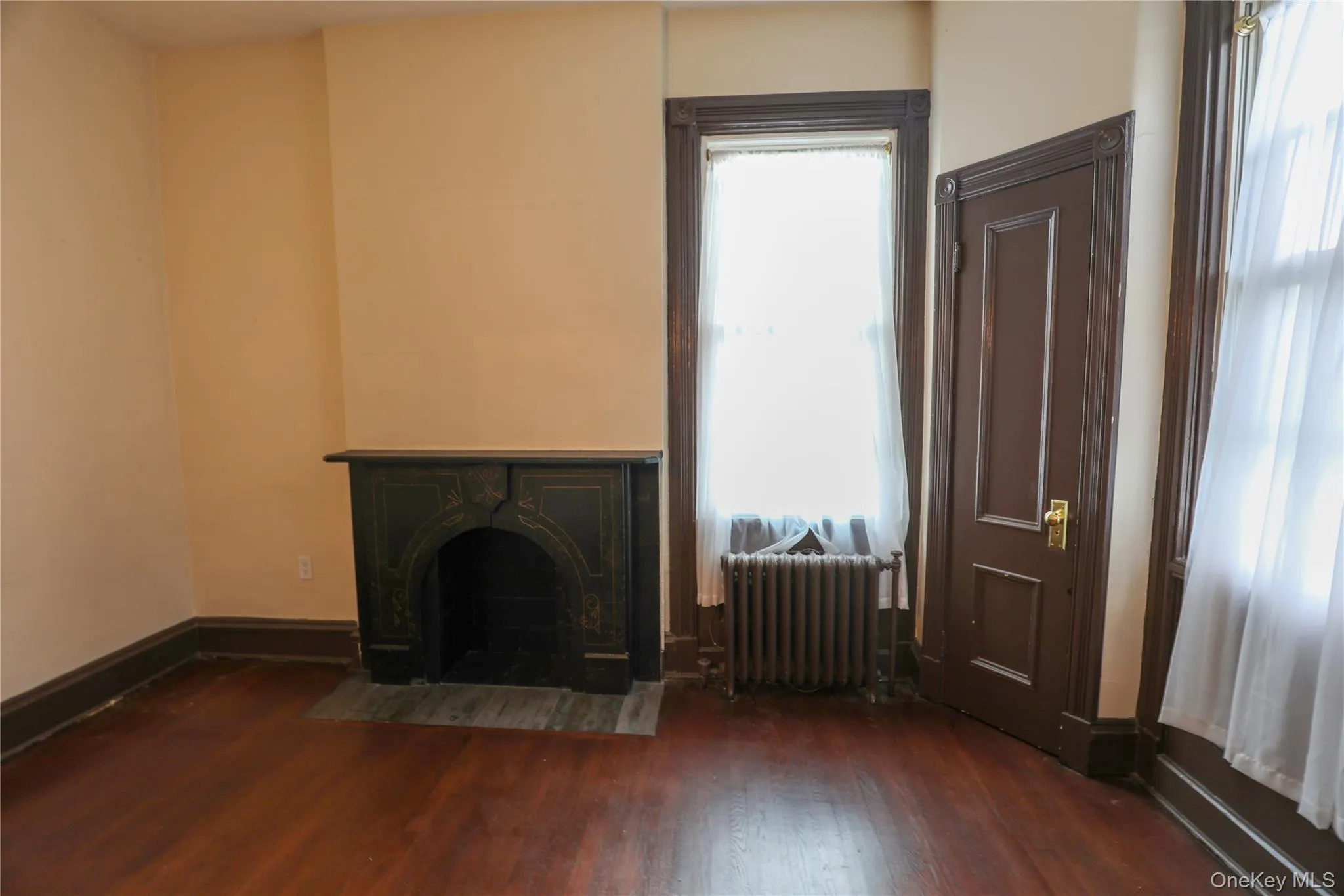 87 Green Street, Kingston, NY, 2 Bedrooms Bedrooms, 4 Rooms Rooms,1 BathroomBathrooms,Residential Lease,For Rent,Green,0,1010984 87 Green Street, Kingston, NY, 2 Bedrooms Bedrooms, 4 Rooms Rooms,1 BathroomBathrooms,Residential Lease,For Rent,Green,0,1010984