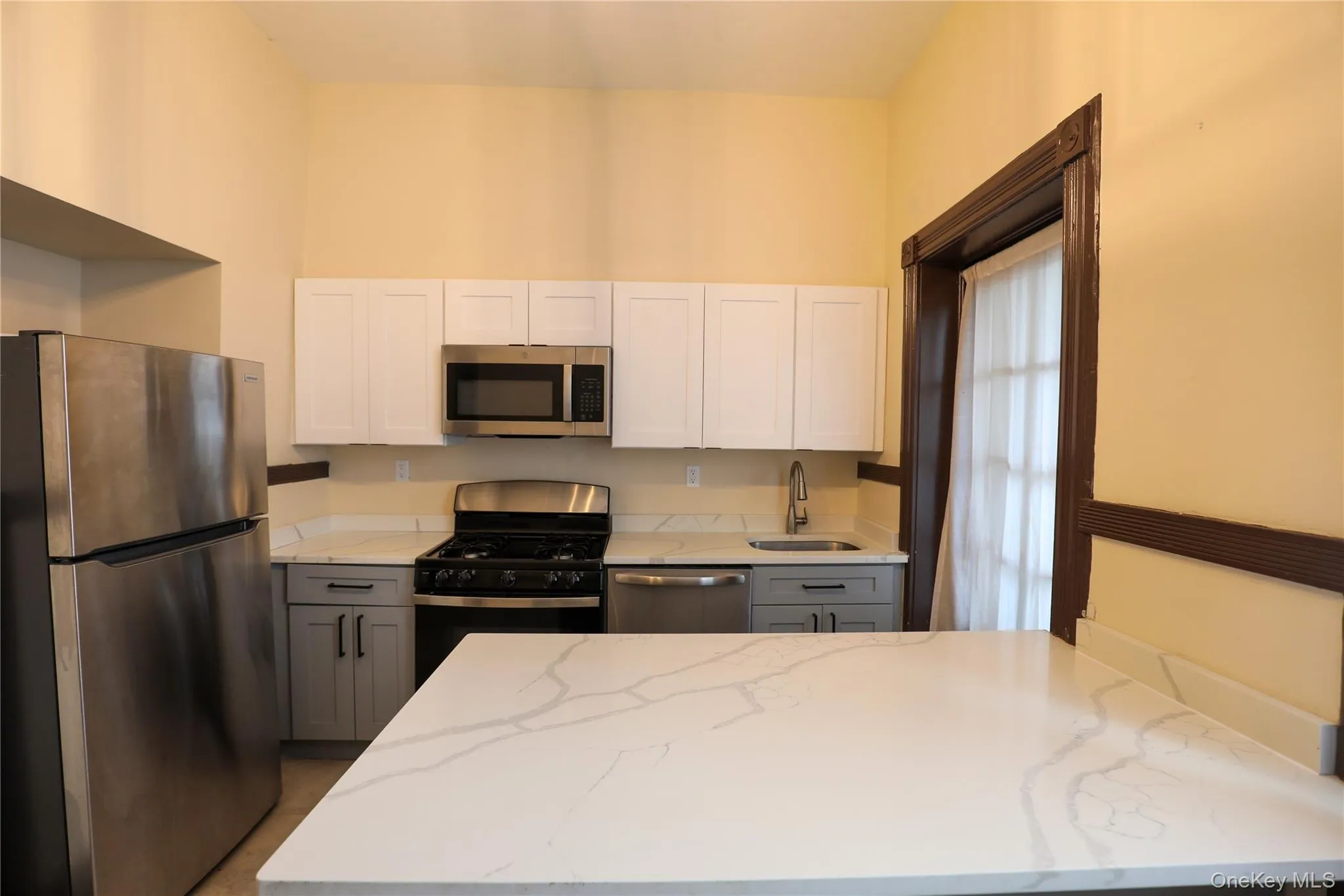 87 Green Street, Kingston, NY, 2 Bedrooms Bedrooms, 4 Rooms Rooms,1 BathroomBathrooms,Residential Lease,For Rent,Green,0,1010984 87 Green Street, Kingston, NY, 2 Bedrooms Bedrooms, 4 Rooms Rooms,1 BathroomBathrooms,Residential Lease,For Rent,Green,0,1010984