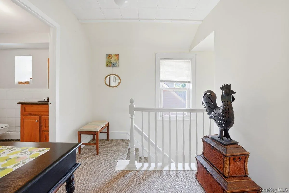 126 Glover Avenue, Yonkers, NY, 3 Bedrooms Bedrooms, 10 Rooms Rooms,2 BathroomsBathrooms,Residential,For Rent,Glover,0,1010987 126 Glover Avenue, Yonkers, NY, 3 Bedrooms Bedrooms, 10 Rooms Rooms,2 BathroomsBathrooms,Residential,For Rent,Glover,0,1010987