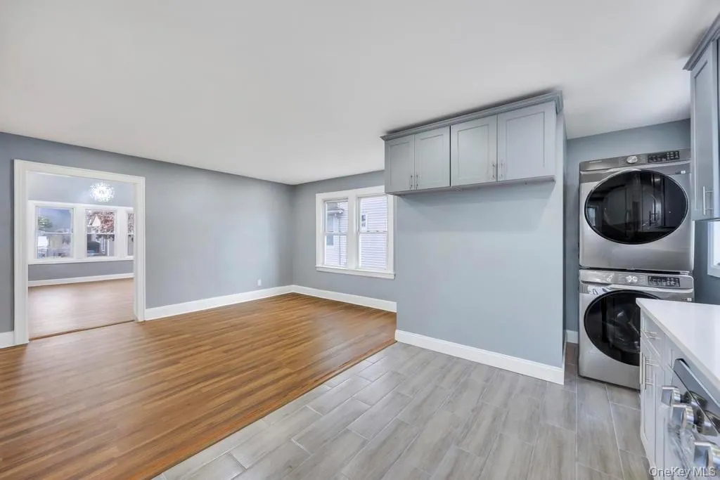 17 Sapir Street, Hempstead, NY, 3 Bedrooms Bedrooms, 8 Rooms Rooms,3 BathroomsBathrooms,Residential,For Rent,Sapir,0,1010988 17 Sapir Street, Hempstead, NY, 3 Bedrooms Bedrooms, 8 Rooms Rooms,3 BathroomsBathrooms,Residential,For Rent,Sapir,0,1010988