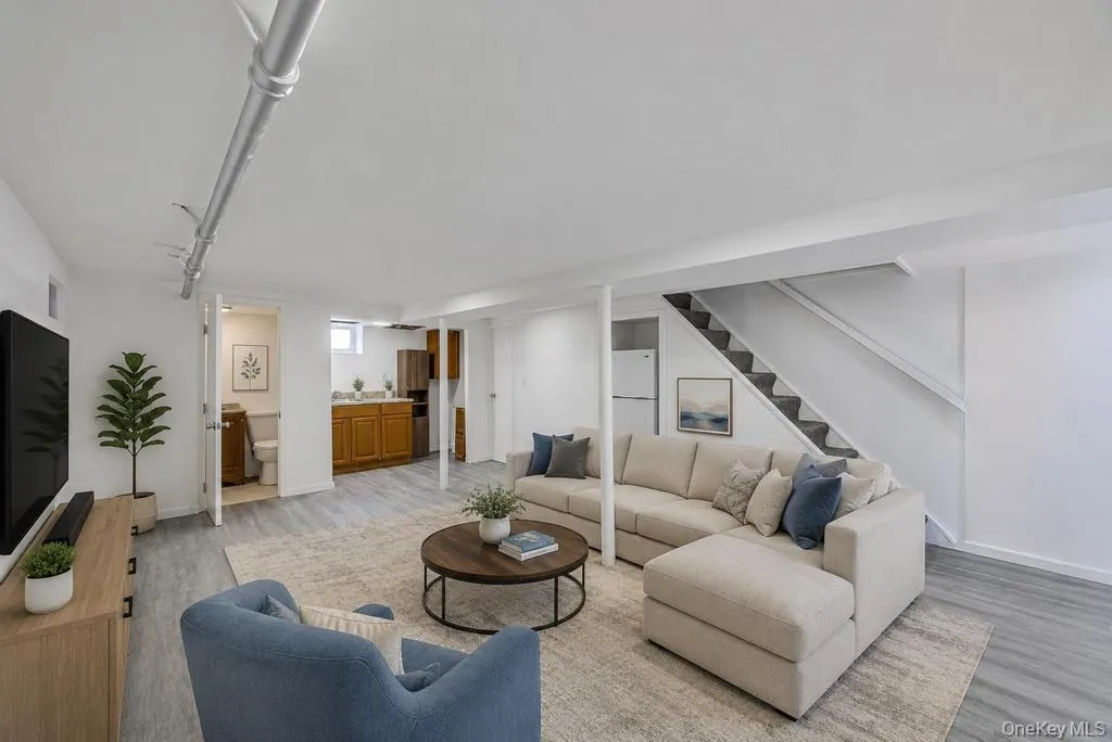 17 Sapir Street, Hempstead, NY, 3 Bedrooms Bedrooms, 8 Rooms Rooms,3 BathroomsBathrooms,Residential,For Rent,Sapir,0,1010988 17 Sapir Street, Hempstead, NY, 3 Bedrooms Bedrooms, 8 Rooms Rooms,3 BathroomsBathrooms,Residential,For Rent,Sapir,0,1010988