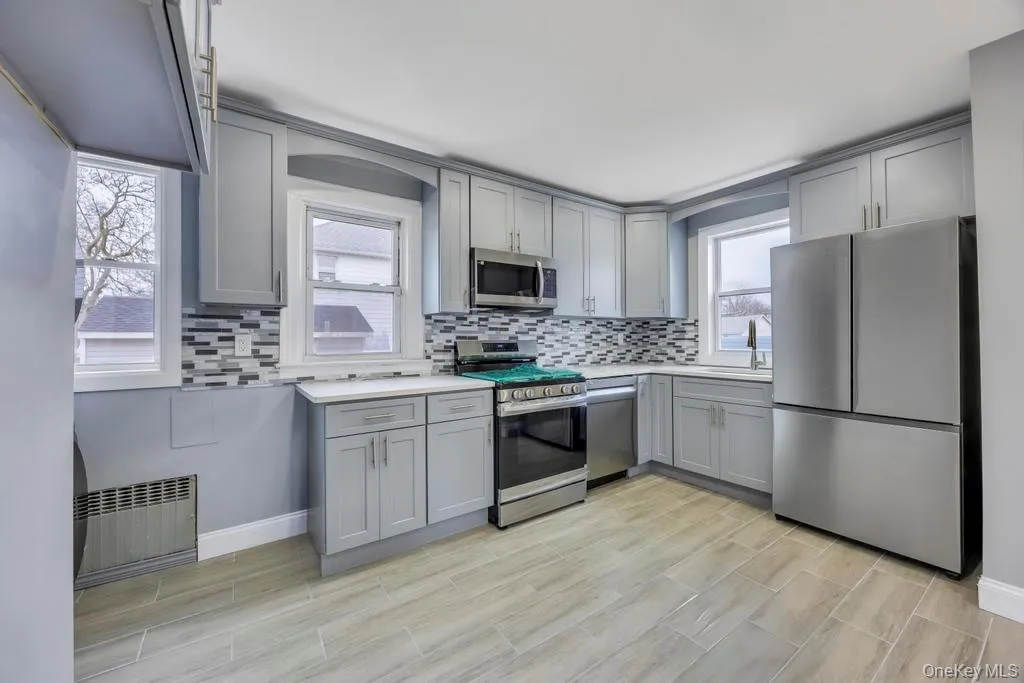 17 Sapir Street, Hempstead, NY, 3 Bedrooms Bedrooms, 8 Rooms Rooms,3 BathroomsBathrooms,Residential,For Rent,Sapir,0,1010988 17 Sapir Street, Hempstead, NY, 3 Bedrooms Bedrooms, 8 Rooms Rooms,3 BathroomsBathrooms,Residential,For Rent,Sapir,0,1010988
